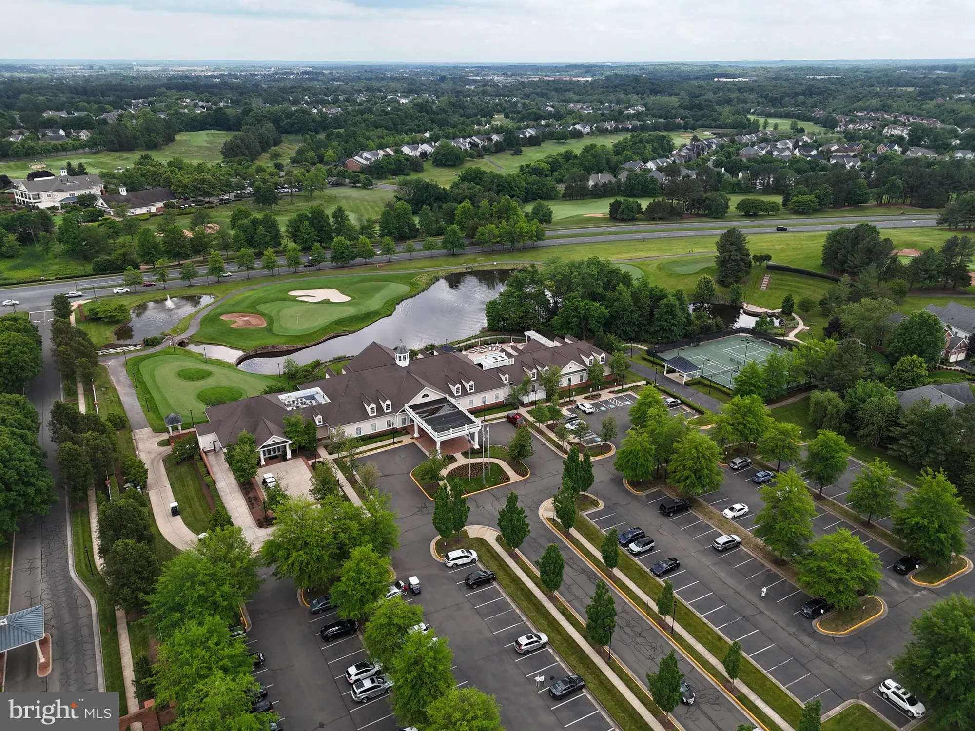 Property Slideshow image 51 of 86 | 15463 legacy way, Haymarket, VA, 20169