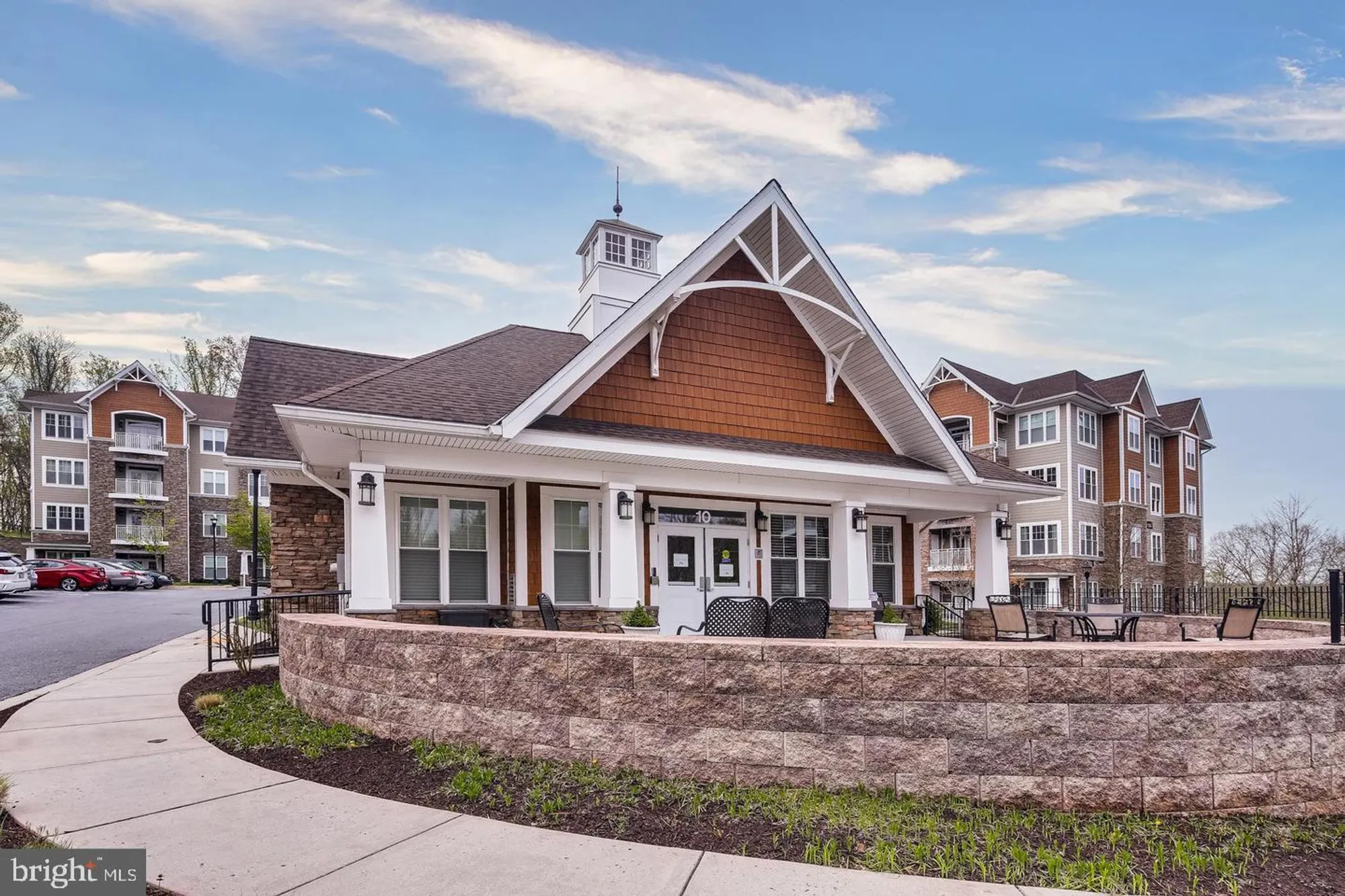 Property Slideshow image 43 of 72 | 19 clay lodge ln unit 104, Catonsville, MD, 21228