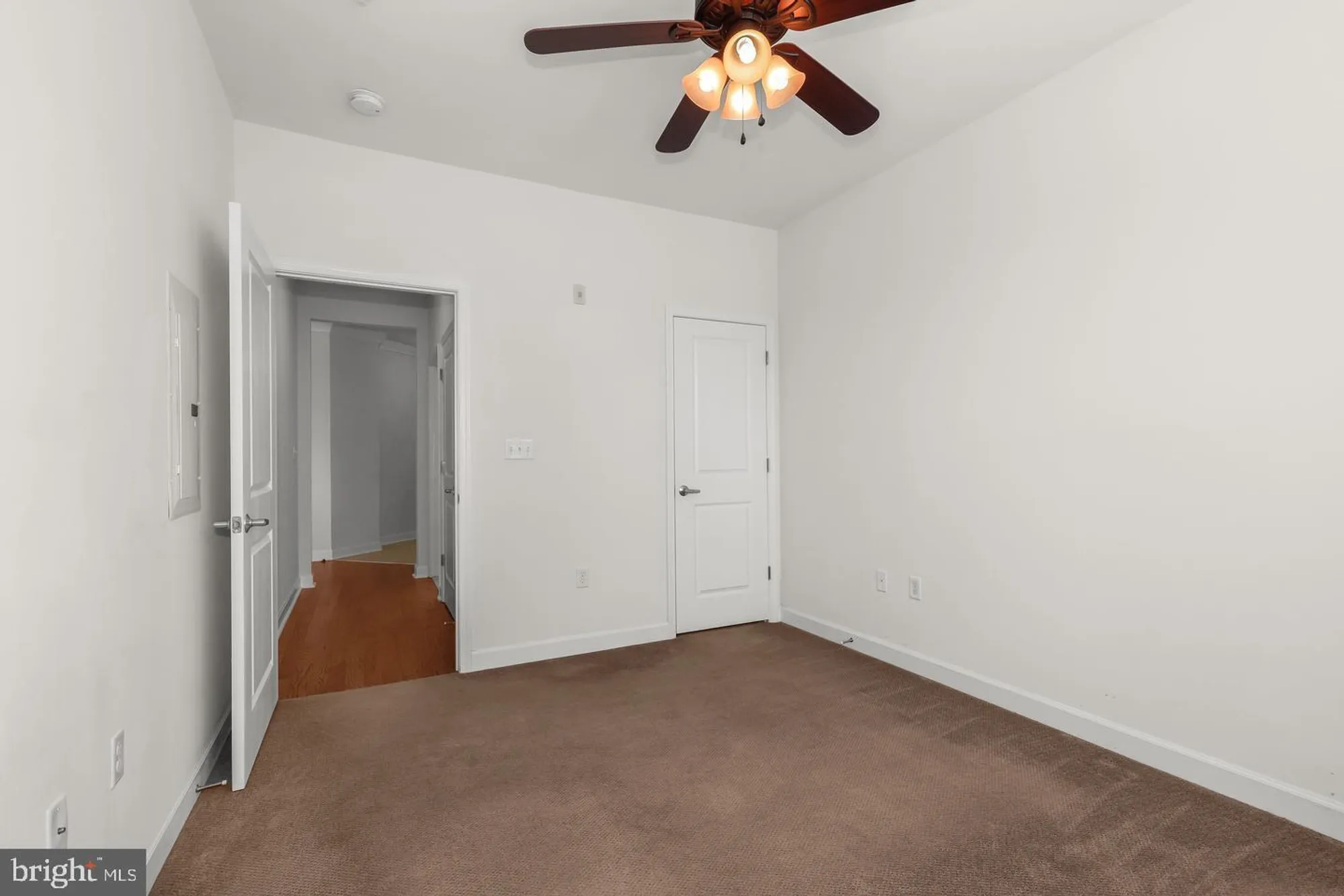 Property Slideshow image 68 of 72 | 19 clay lodge ln unit 104, Catonsville, MD, 21228