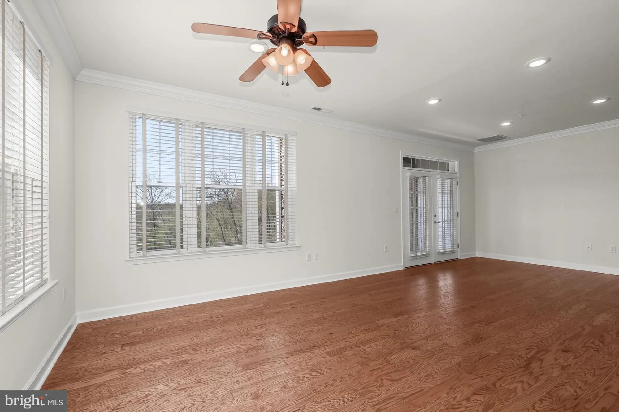 Property Slideshow image 62 of 72 | 19 clay lodge ln unit 104, Catonsville, MD, 21228