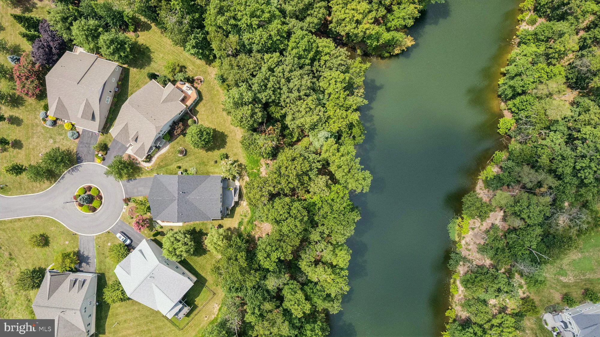 Property Slideshow image 6 of 87 | 108 bunting ct, Lake Frederick, VA, 22630