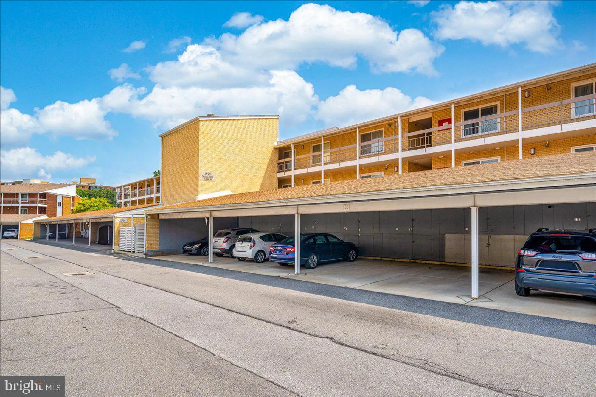 Property Slideshow image 30 of 41 | 15101 glade dr 10-3d, Silver Spring, MD, 20906