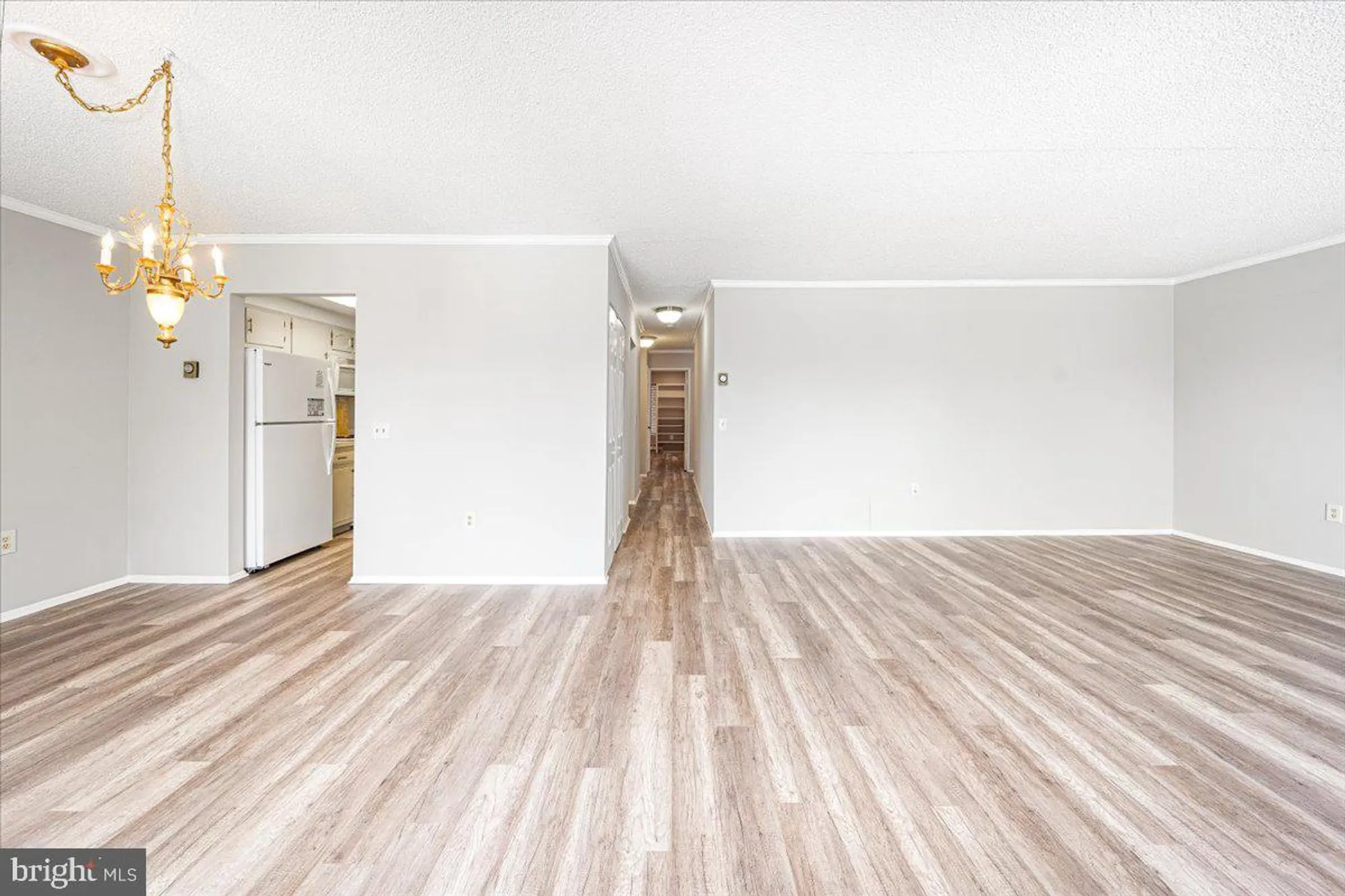 Property Slideshow image 10 of 41 | 15101 glade dr 10-3d, Silver Spring, MD, 20906