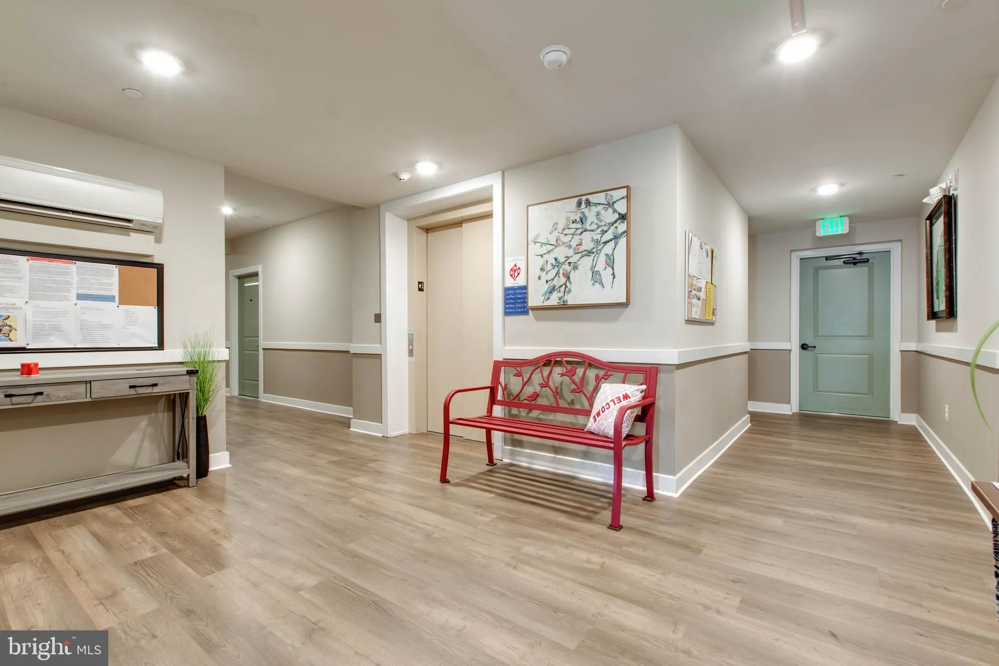 Property Slideshow image 4 of 32 | 8911 carls ct q, Ellicott City, MD, 21043