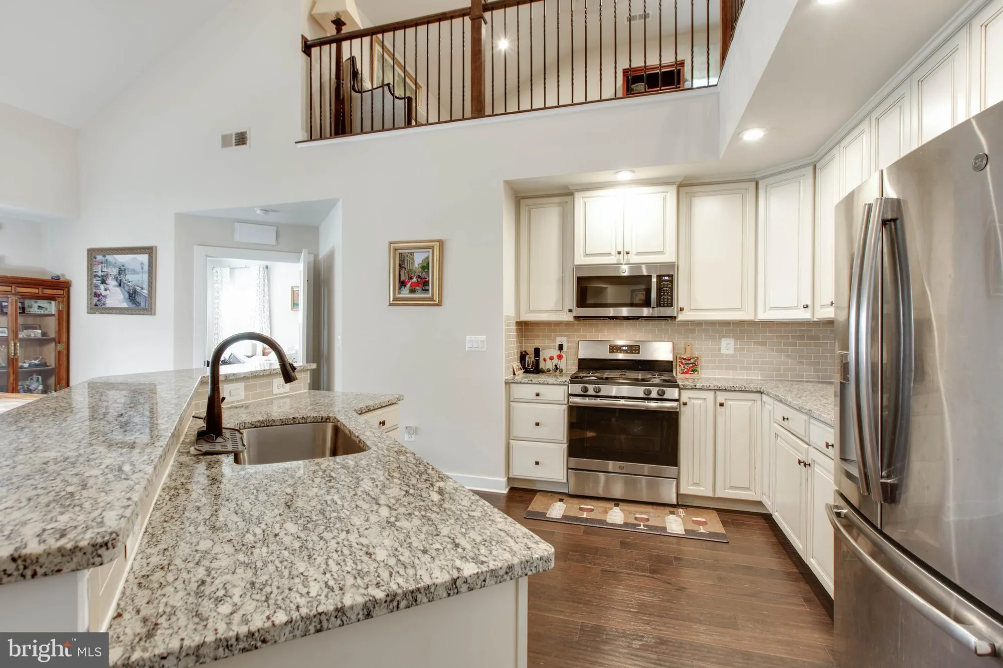 Property Slideshow image 11 of 32 | 8911 carls ct q, Ellicott City, MD, 21043