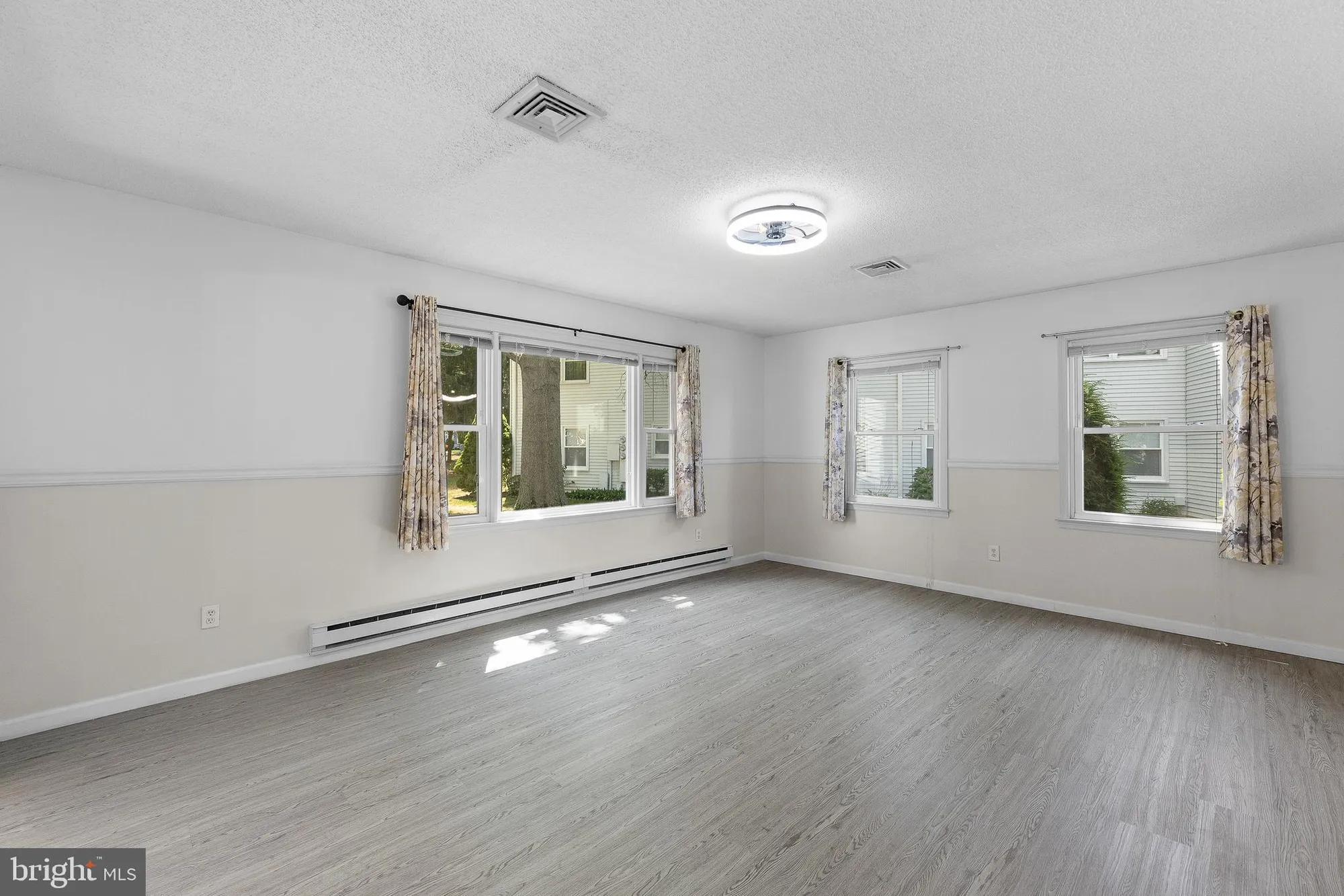 Property Slideshow image 11 of 41 | 394c orrington ln, Monroe Township, NJ, 08831