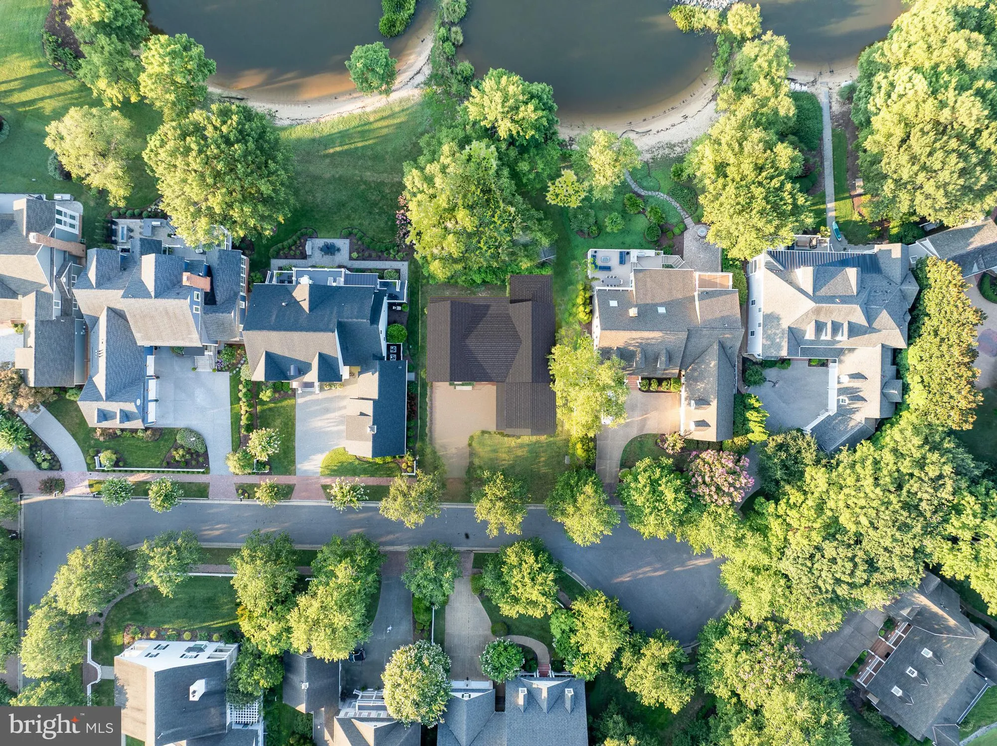 Property Slideshow image 3 of 47 | 1540 harbor rd, Williamsburg, VA, 23185