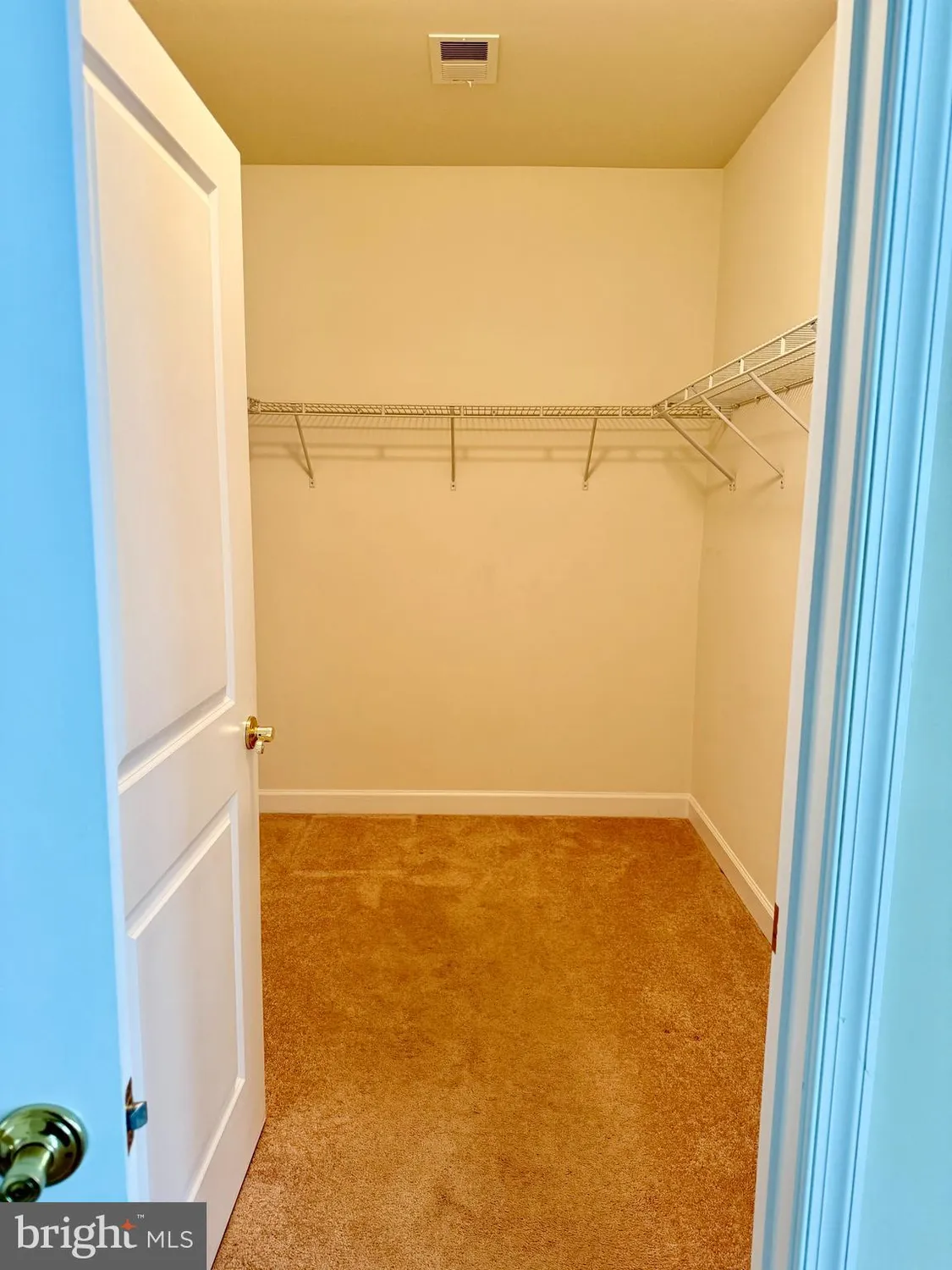 Property Slideshow image 14 of 35 | 1509 feral dae ln unit 204, Annapolis, MD, 21409