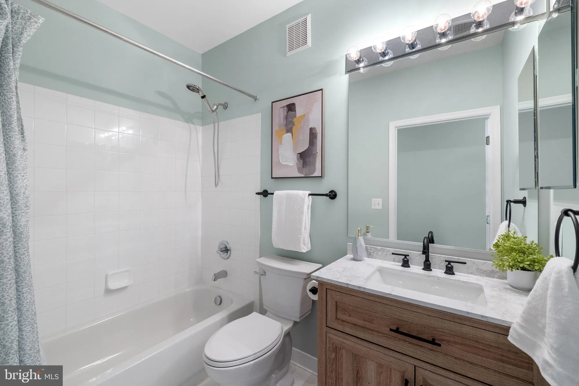 Property Slideshow image 26 of 45 | 2540 kensington gdns 204, Ellicott City, MD, 21043