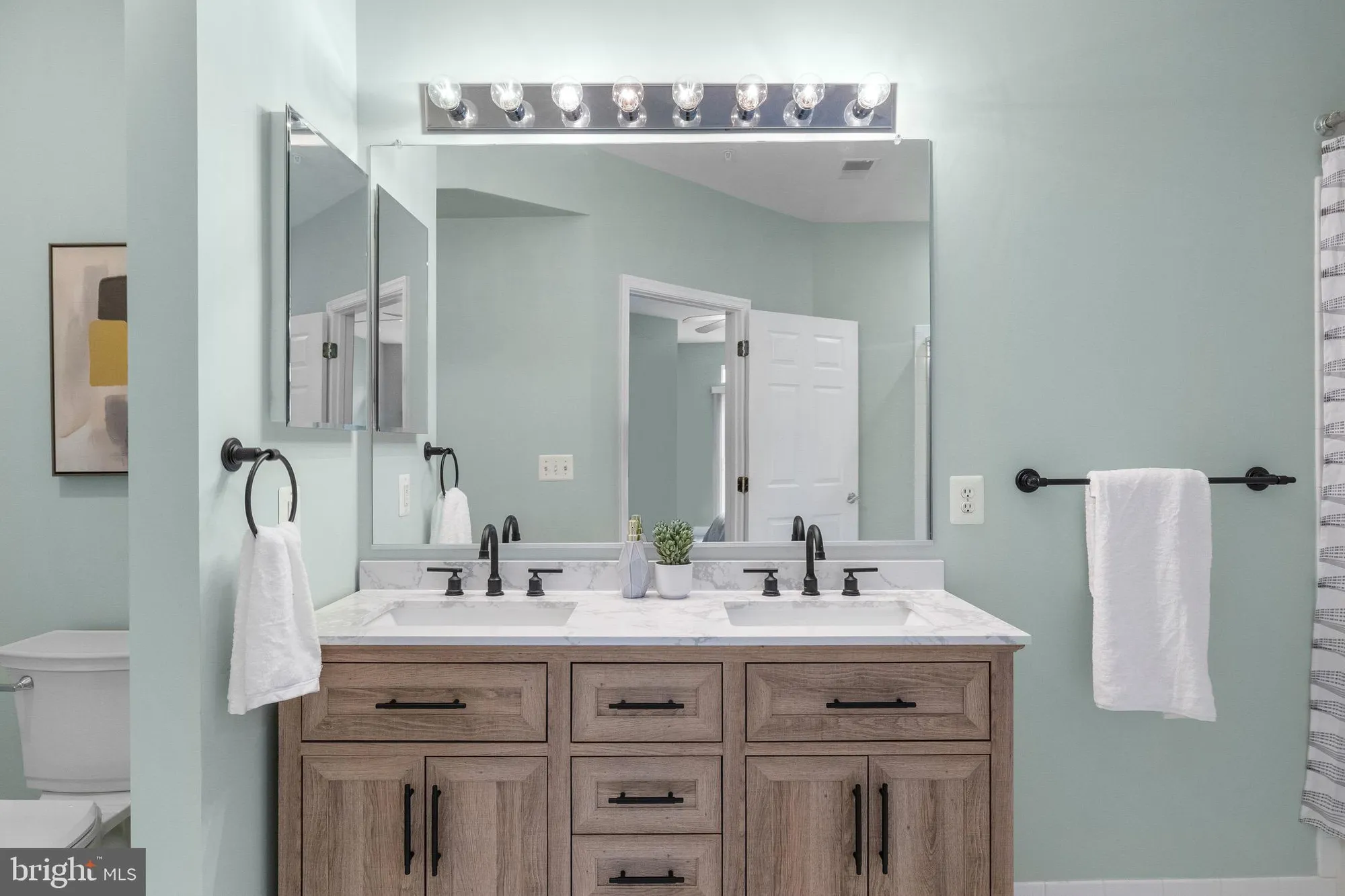 Property Slideshow image 32 of 45 | 2540 kensington gdns 204, Ellicott City, MD, 21043