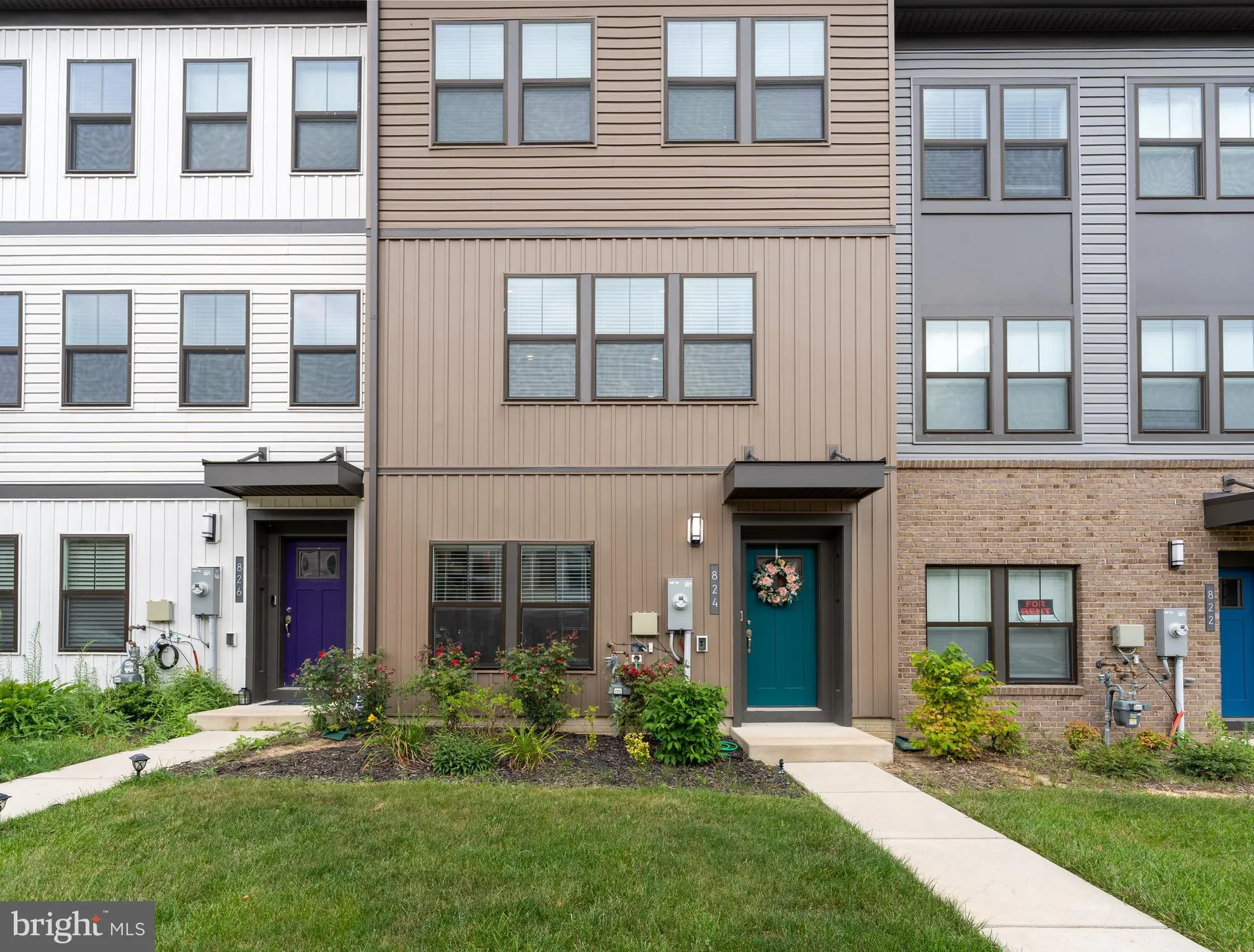 Property Slideshow image 4 of 47 | 824 teacher mitchell rd, Glen Burnie, MD, 21060