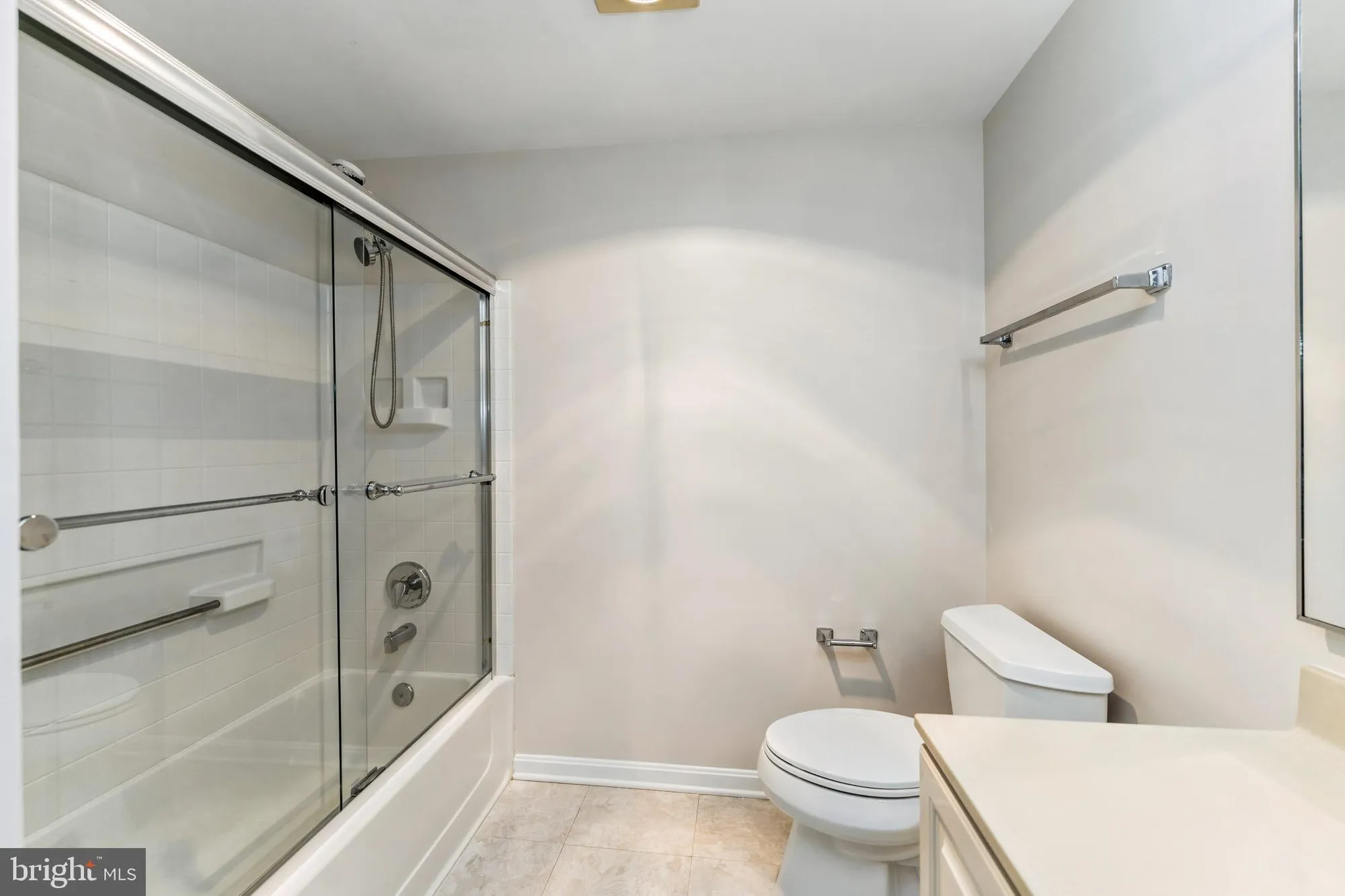 Property Slideshow image 21 of 24 | 2900 n leisure world blvd apt 209, Silver Spring, MD, 20906