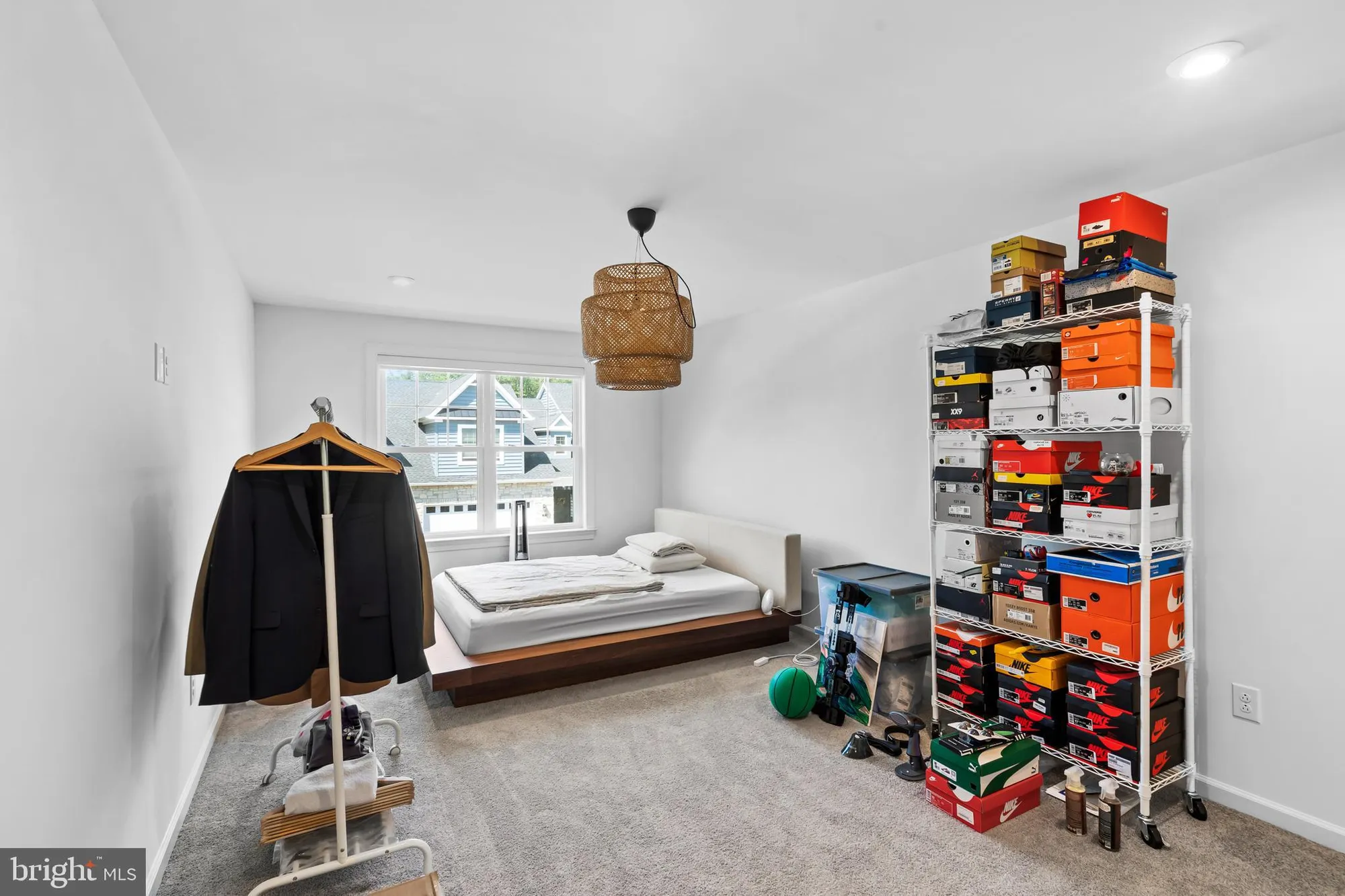 Property Slideshow image 20 of 38 | 905 holden ct, Warminster, PA, 18974