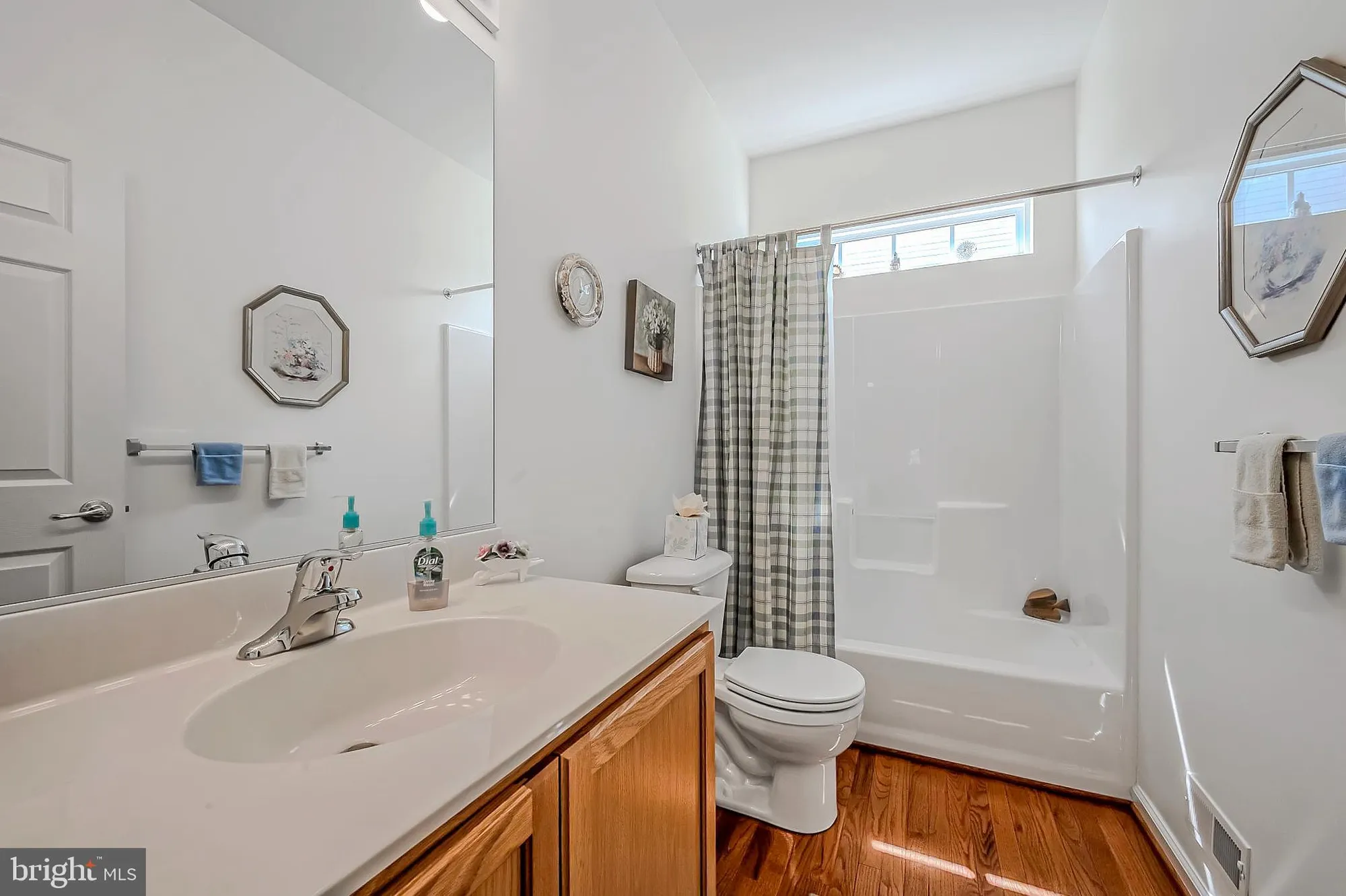 Property Slideshow image 16 of 23 | 102 springmill dr, Middletown, DE, 19709