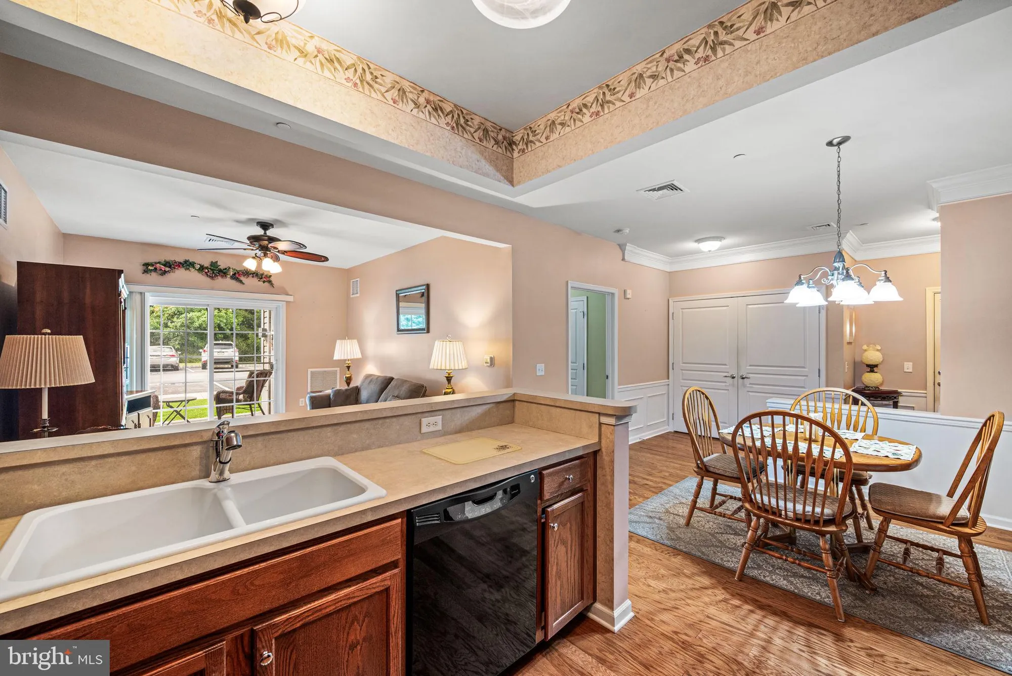 Property Slideshow image 11 of 26 | 113 creekside dr # 3, Brookhaven, PA, 19015