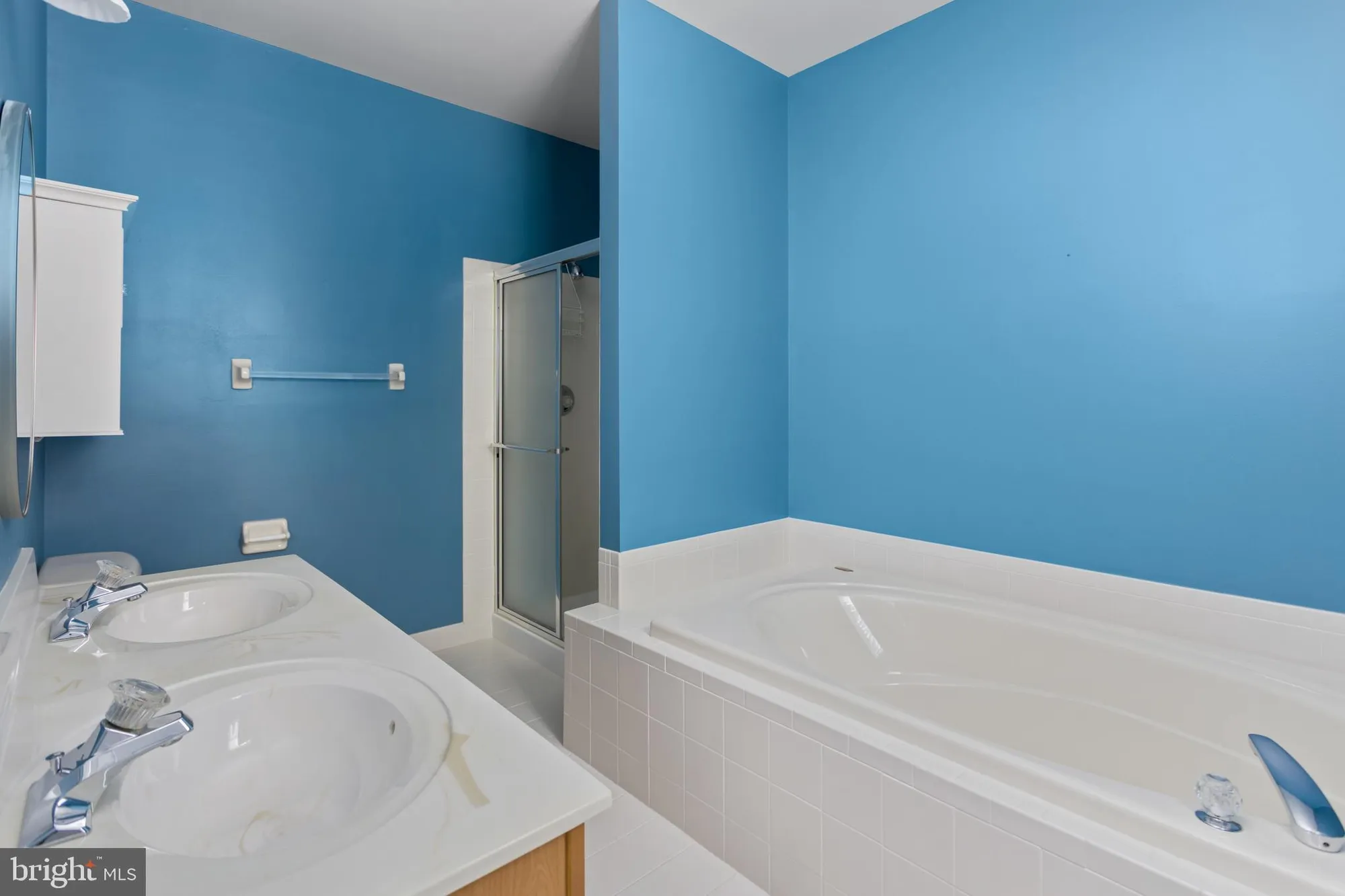Property Slideshow image 15 of 32 | 37 huntington dr, Southampton, NJ, 08088