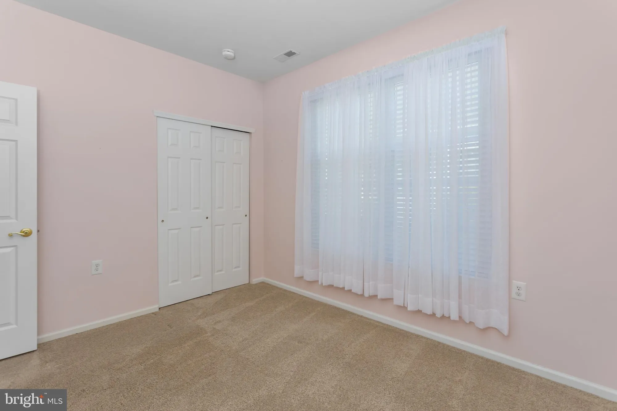 Property Slideshow image 16 of 32 | 37 huntington dr, Southampton, NJ, 08088