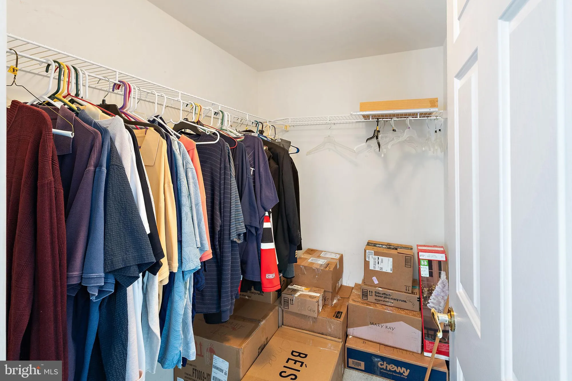 Property Slideshow image 22 of 32 | 36 fort lee dr, Manahawkin, NJ, 08050