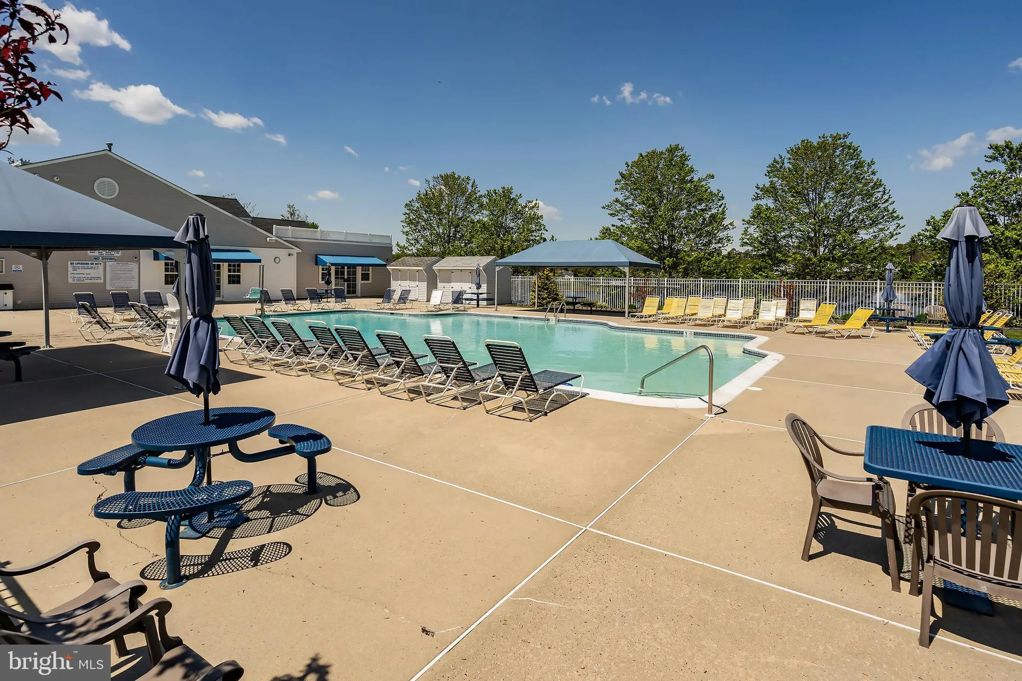 Property Slideshow image 31 of 32 | 36 fort lee dr, Manahawkin, NJ, 08050