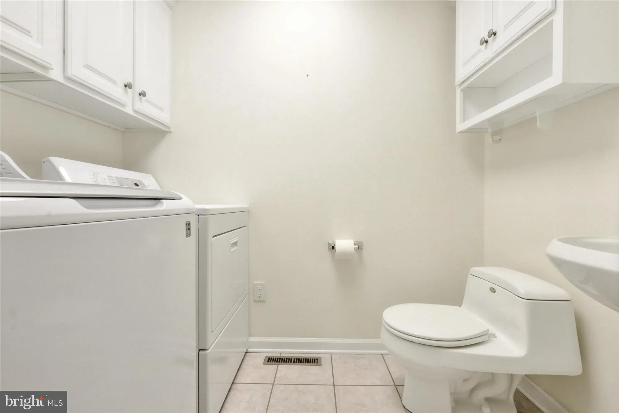 Property Slideshow image 13 of 36 | 3826 farmstead dr, Fayetteville, PA, 17222