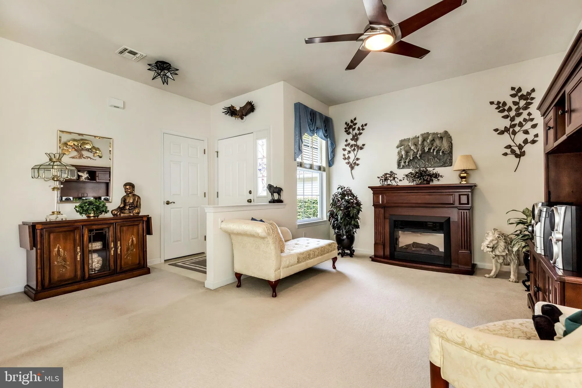 Property Slideshow image 7 of 30 | 1000 n phipps woods ct, Glen Mills, PA, 19342