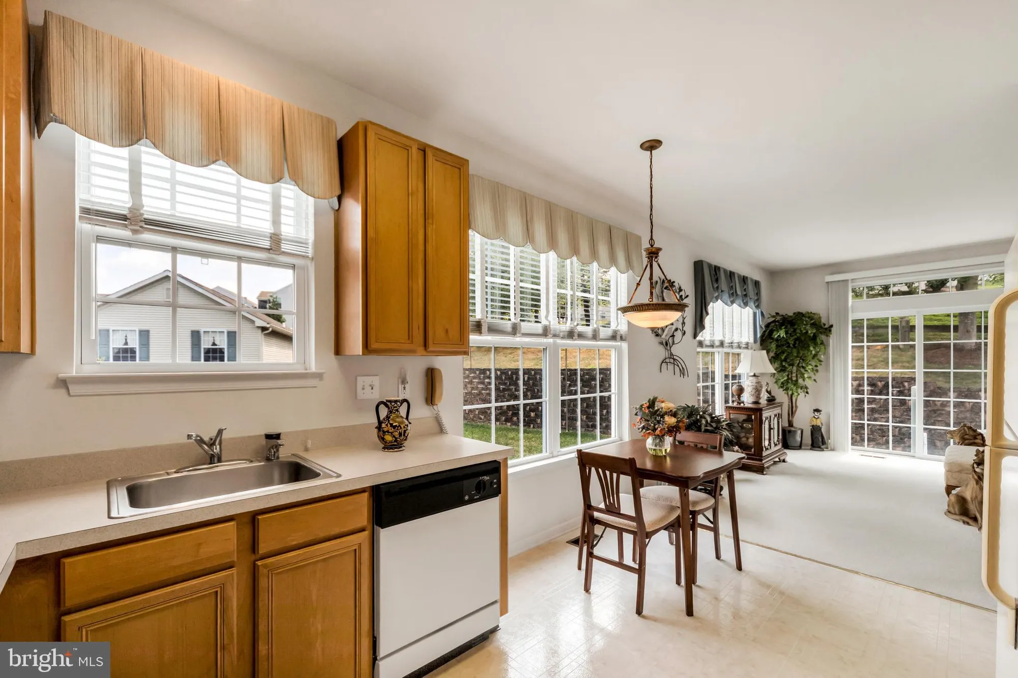 Property Slideshow image 16 of 30 | 1000 n phipps woods ct, Glen Mills, PA, 19342