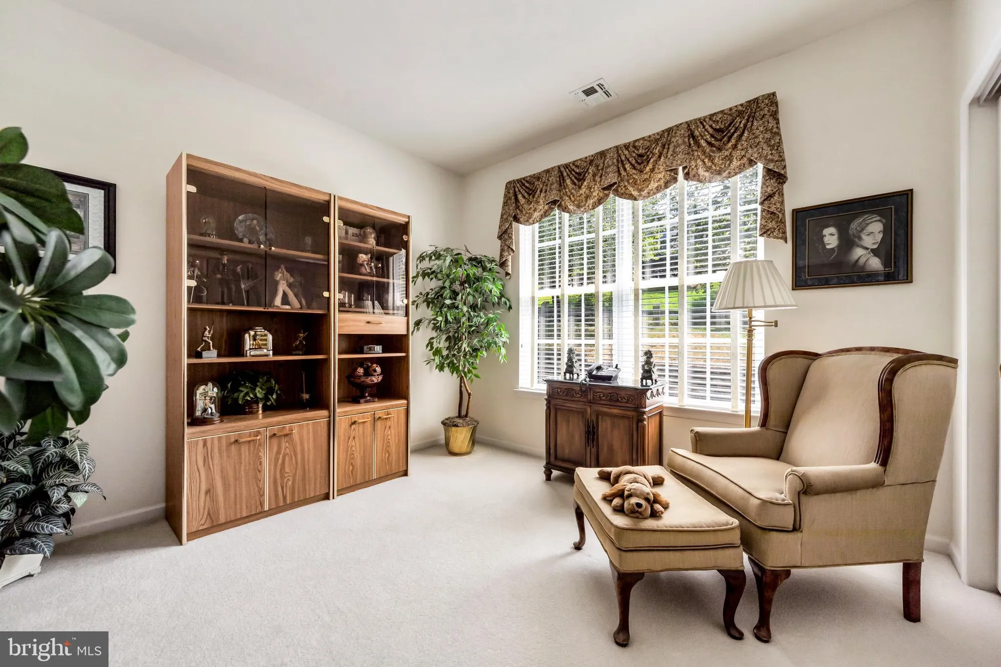 Property Slideshow image 23 of 30 | 1000 n phipps woods ct, Glen Mills, PA, 19342