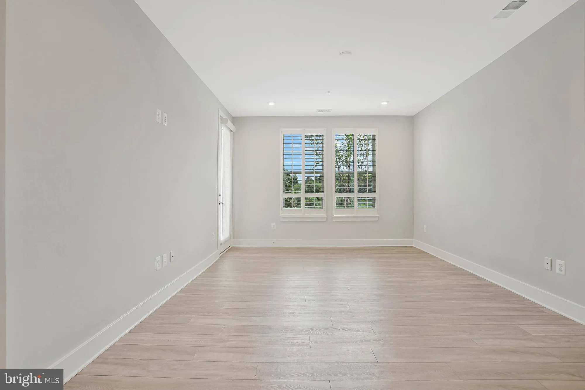 Property Slideshow image 32 of 71 | 170 harrier way 11, Chester, MD, 21619