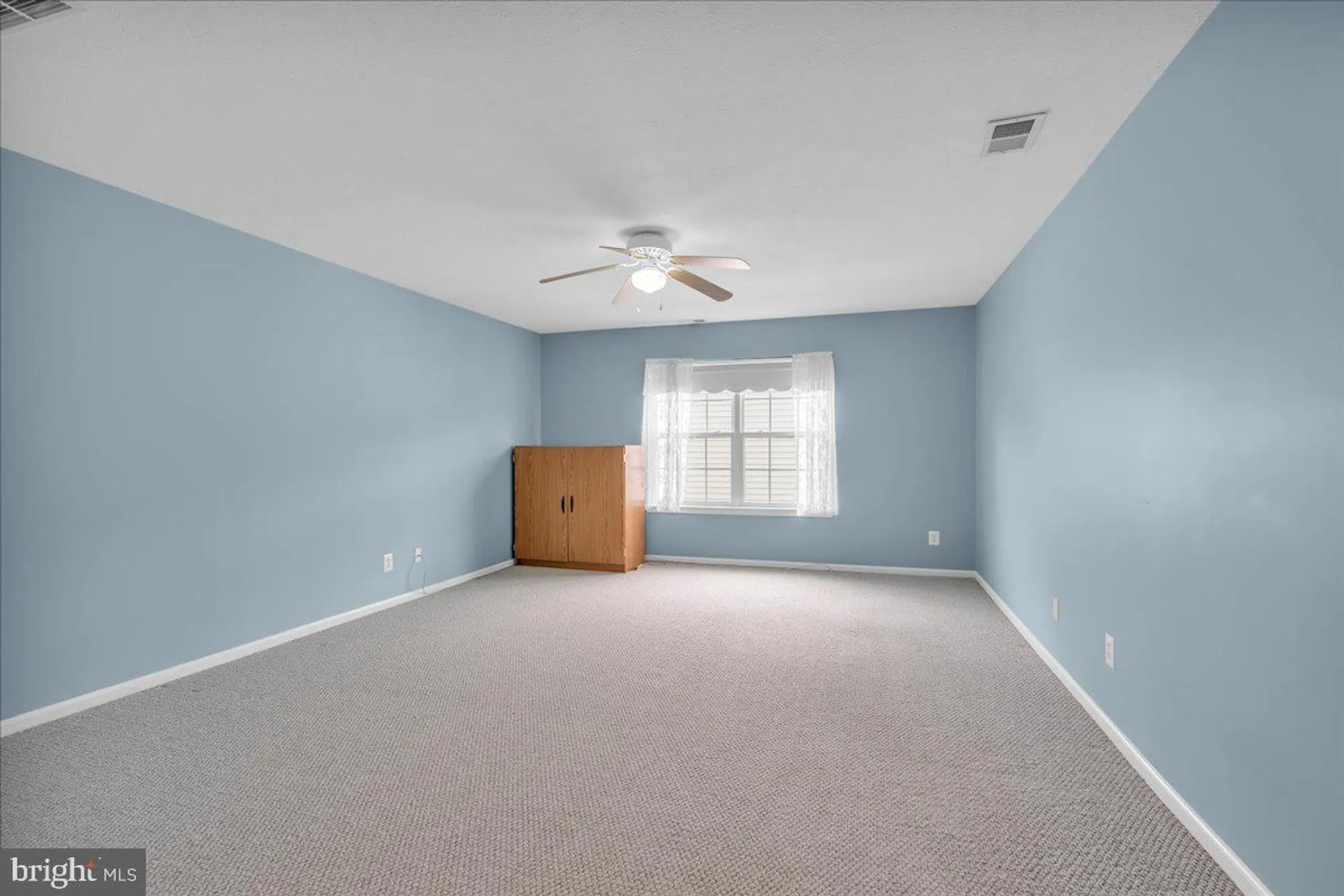 Property Slideshow image 15 of 25 | 13 pleasant valley dr, Sewell, NJ, 08080