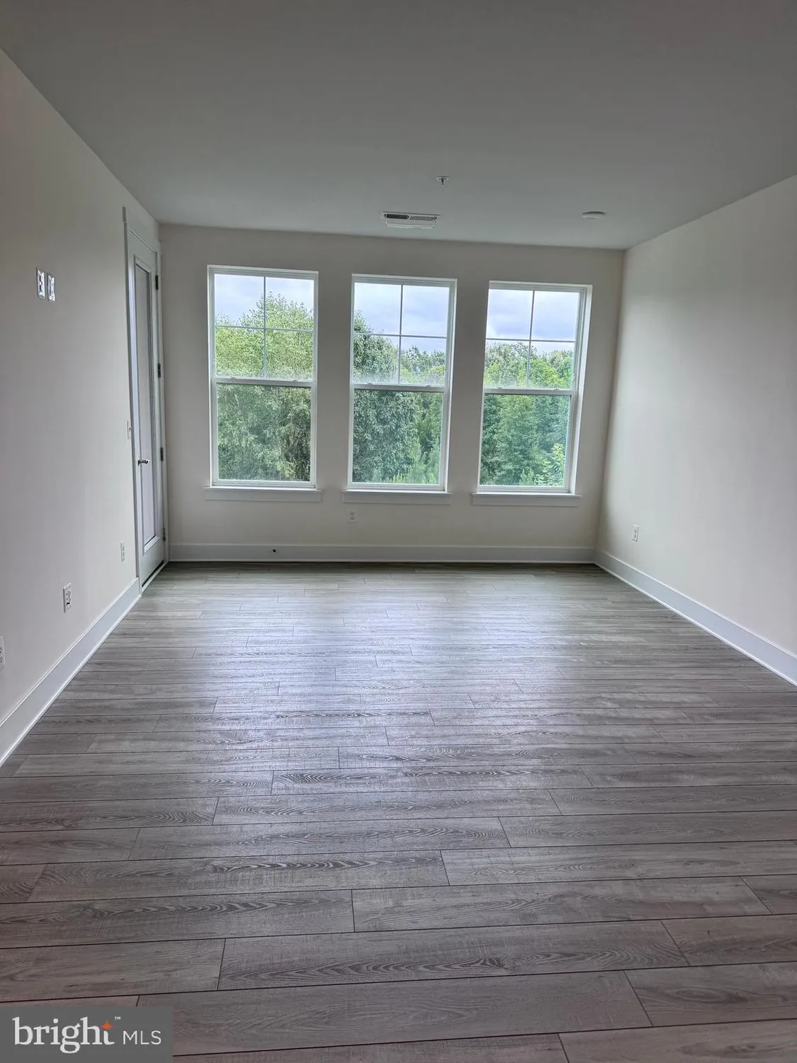 Property Slideshow image 13 of 28 | 1000 herons nest way unit 32, Chester, MD, 21619