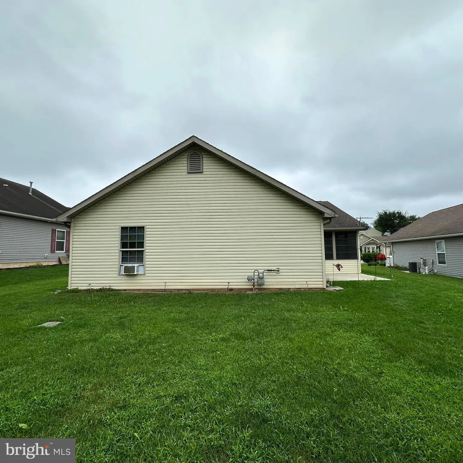 Property Slideshow image 8 of 34 | 84 lantern ln, Shippensburg, PA, 17257