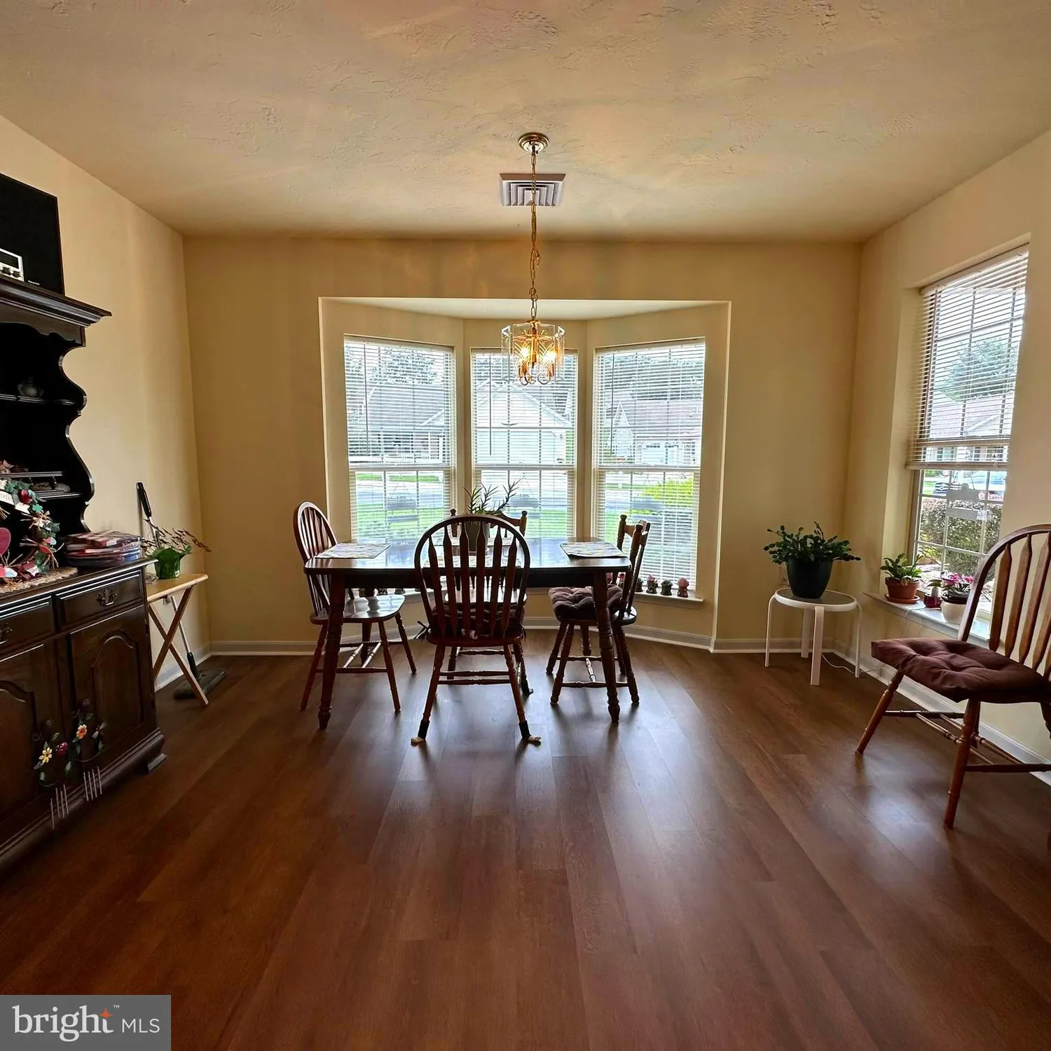 Property Slideshow image 18 of 34 | 84 lantern ln, Shippensburg, PA, 17257