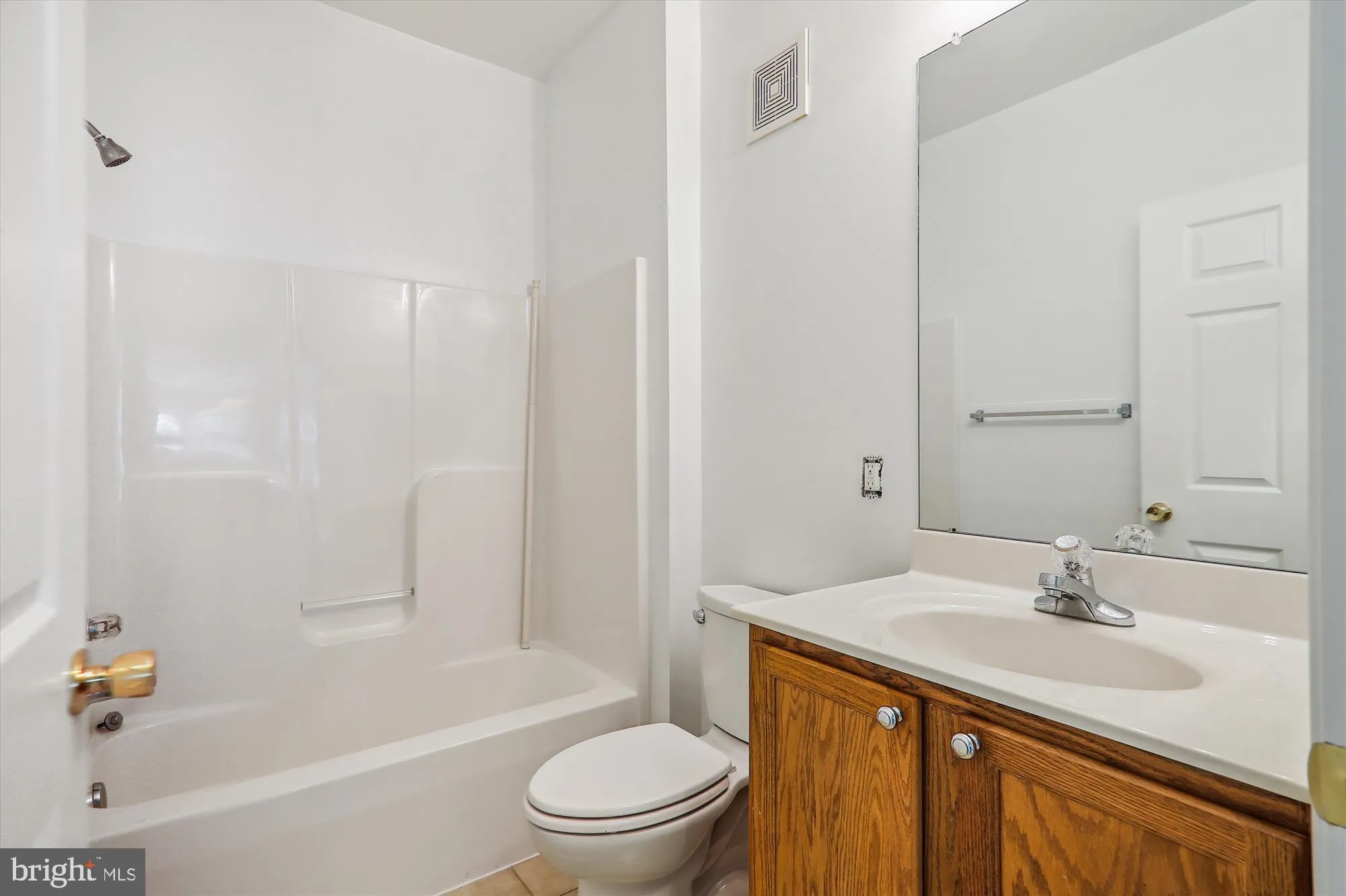 Property Slideshow image 30 of 54 | 13851 belle chasse blvd unit 213, Laurel, MD, 20707