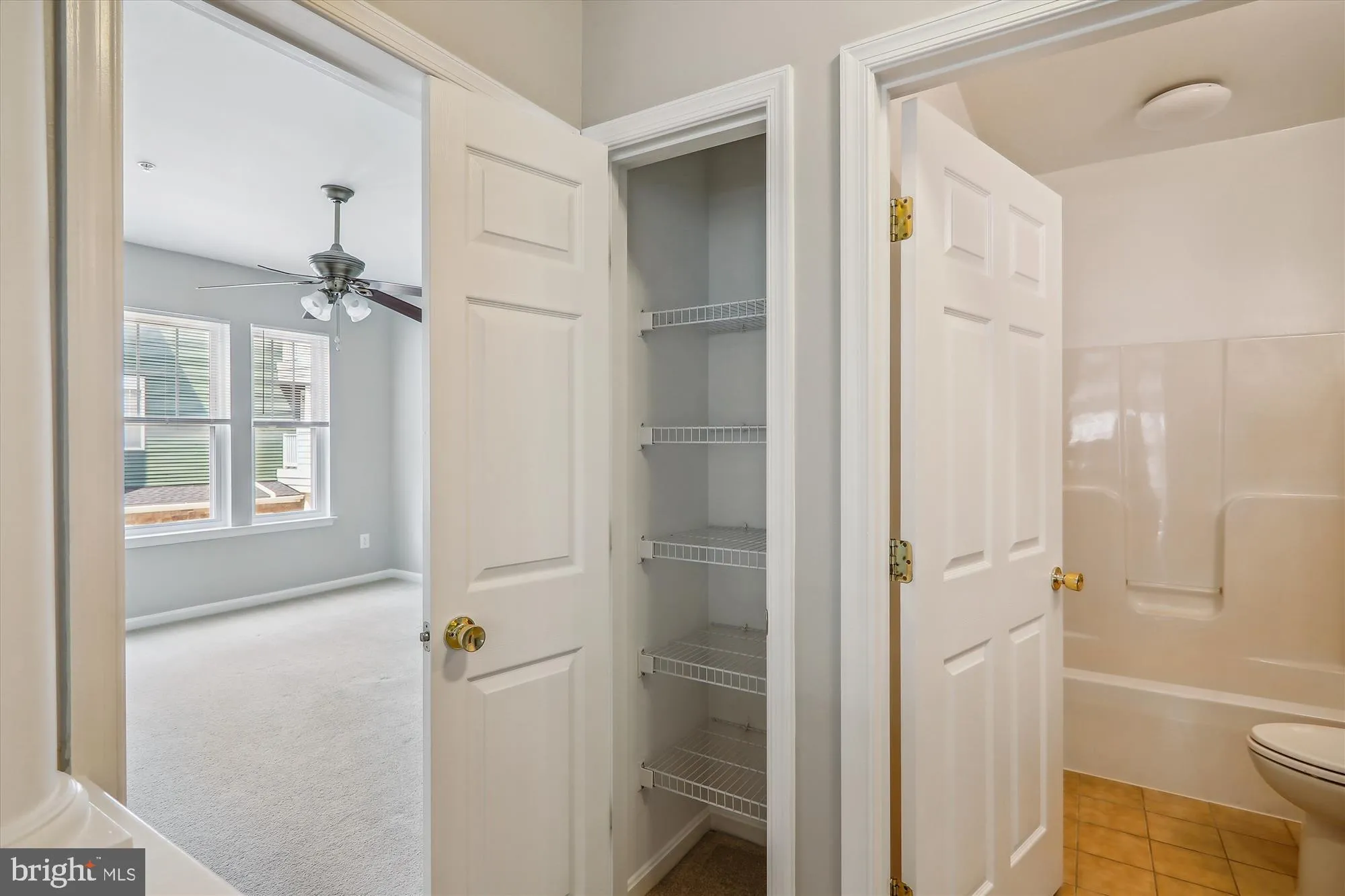 Property Slideshow image 29 of 54 | 13851 belle chasse blvd unit 213, Laurel, MD, 20707