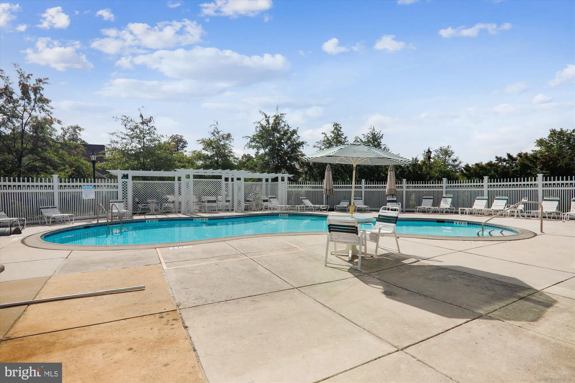 Property Slideshow image 42 of 54 | 13851 belle chasse blvd unit 213, Laurel, MD, 20707