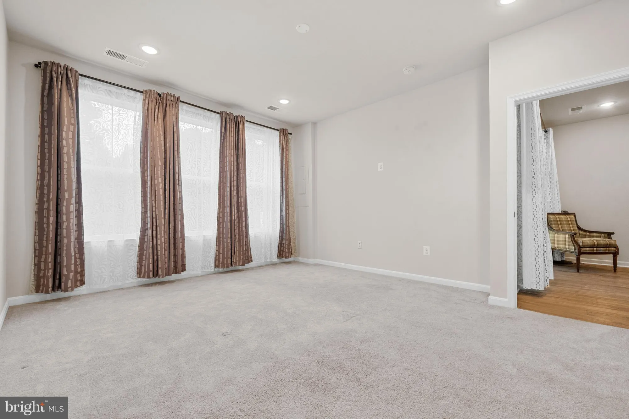 Property Slideshow image 12 of 41 | 14035 madrona ln, Woodbridge, VA, 22193