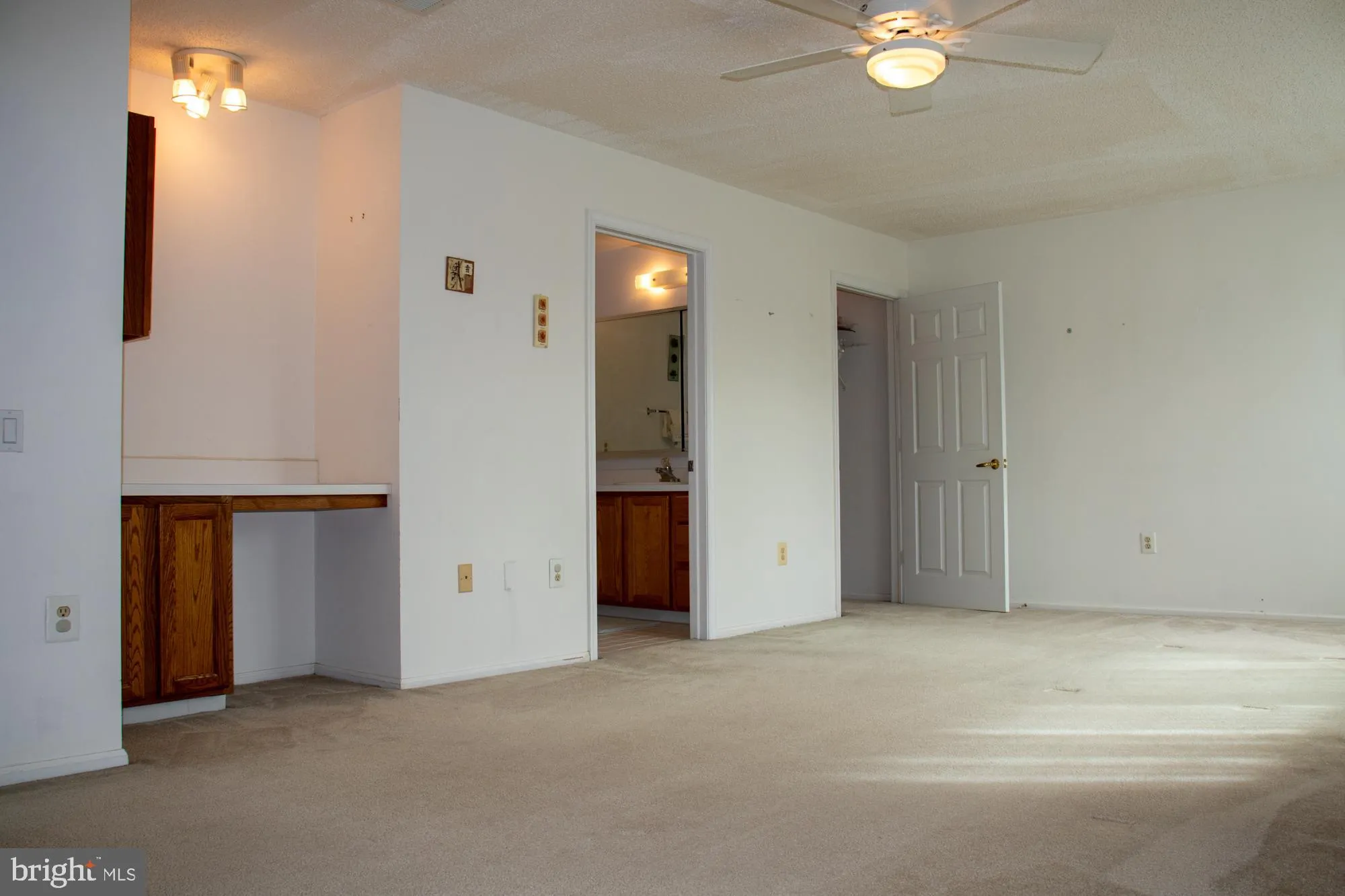 Property Slideshow image 32 of 37 | 267 nighthawk dr # 267, Monroe Township, NJ, 08831