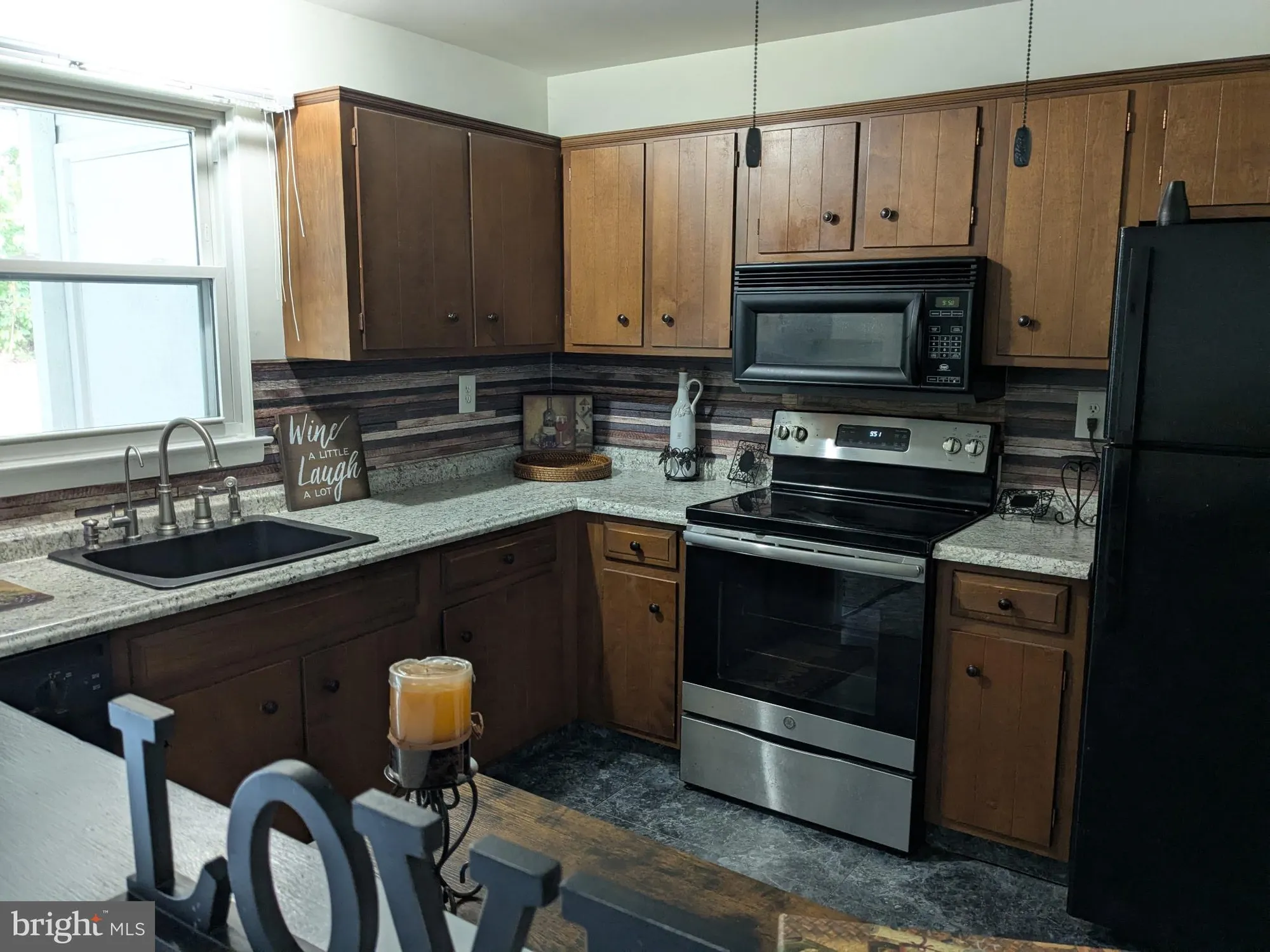 Property Slideshow image 8 of 26 | 45 huntington dr, Southampton, NJ, 08088