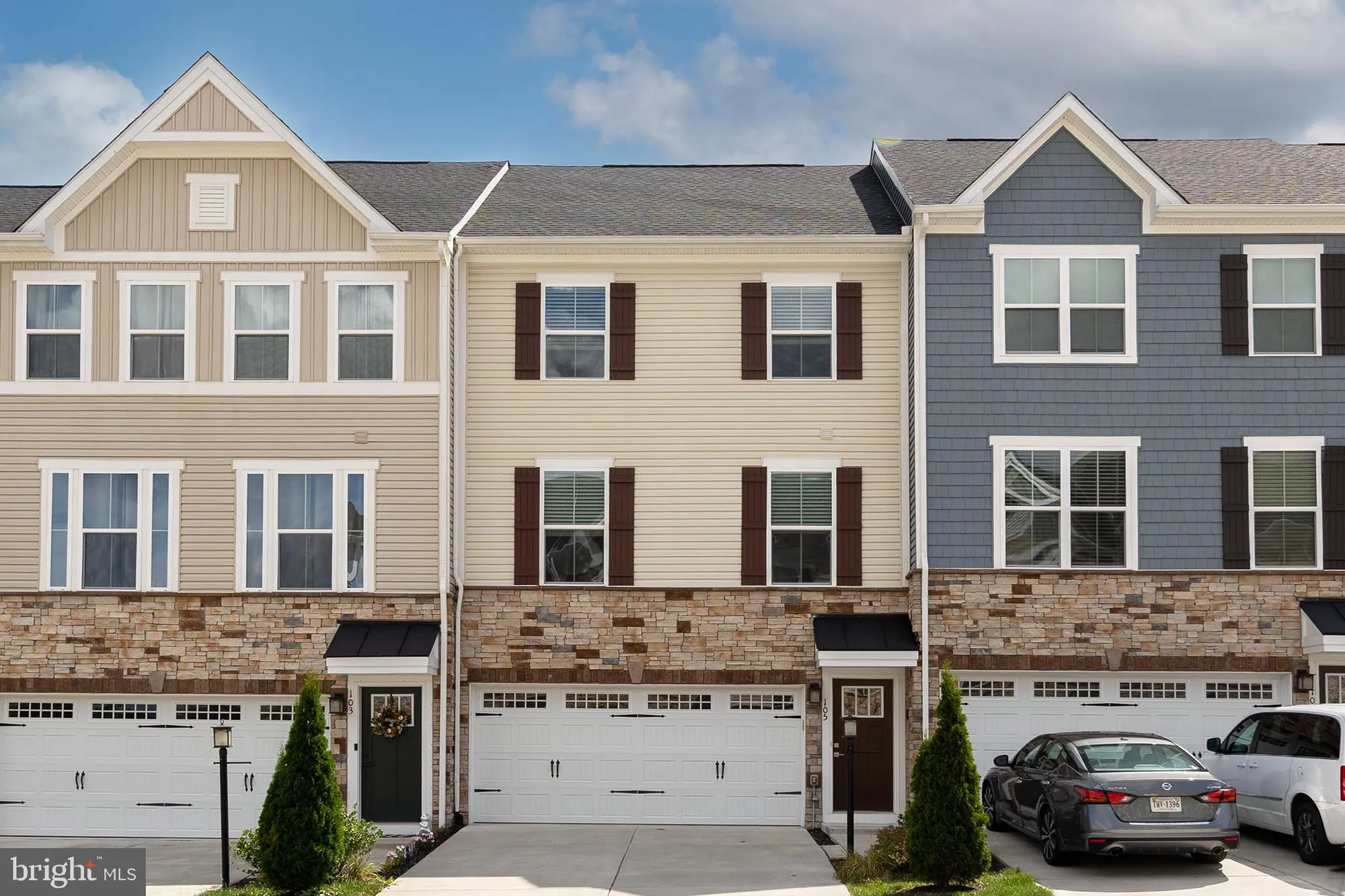 Property Slideshow image 1 of 23 | 105 bayhill ter, Lake Frederick, VA, 22630