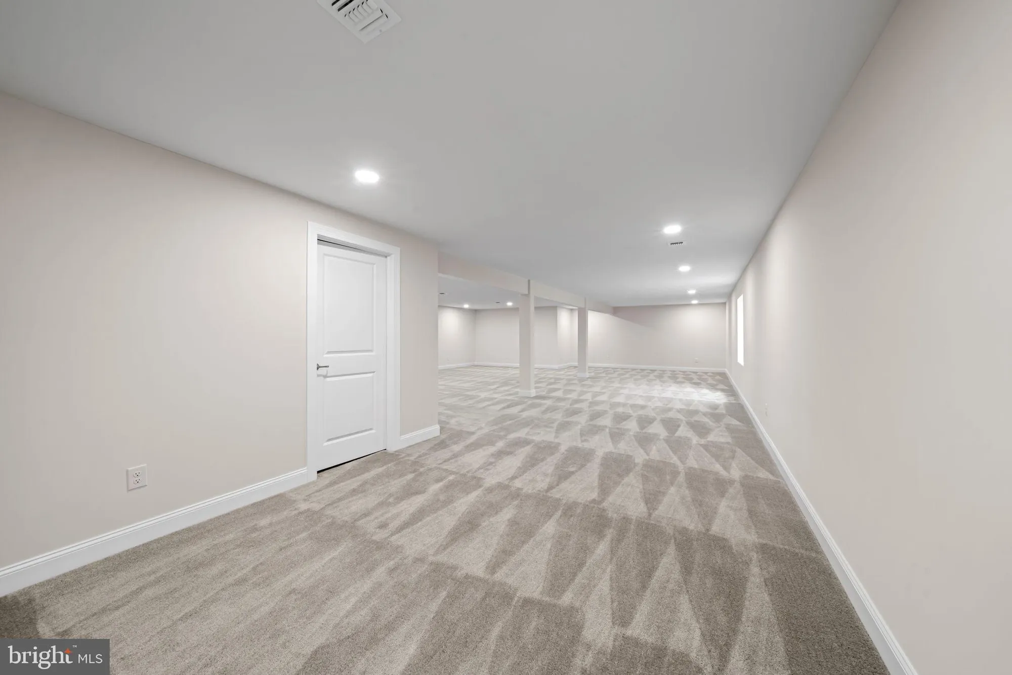 Property Slideshow image 20 of 34 | 627 appaloosa rd # 251, Downingtown, PA, 19335