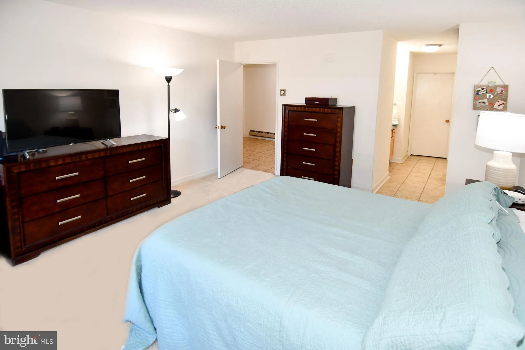 Property Slideshow image 10 of 33 | 3500 forest edge dr 15-2e, Silver Spring, MD, 20906