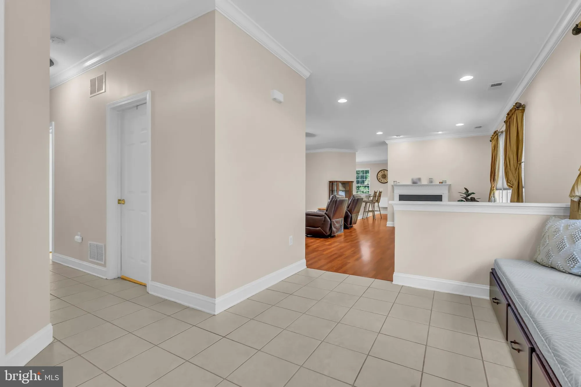 Property Slideshow image 5 of 48 | 40 bunker hill dr, Allentown, NJ, 08501