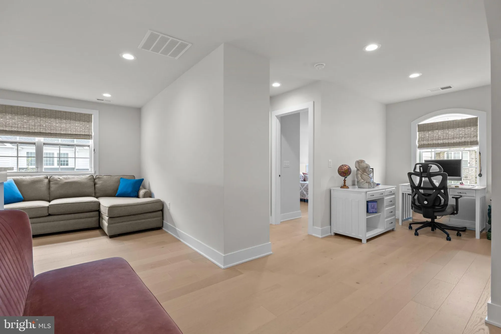 Property Slideshow image 17 of 34 | 164 tyler way, Yardley, PA, 19067