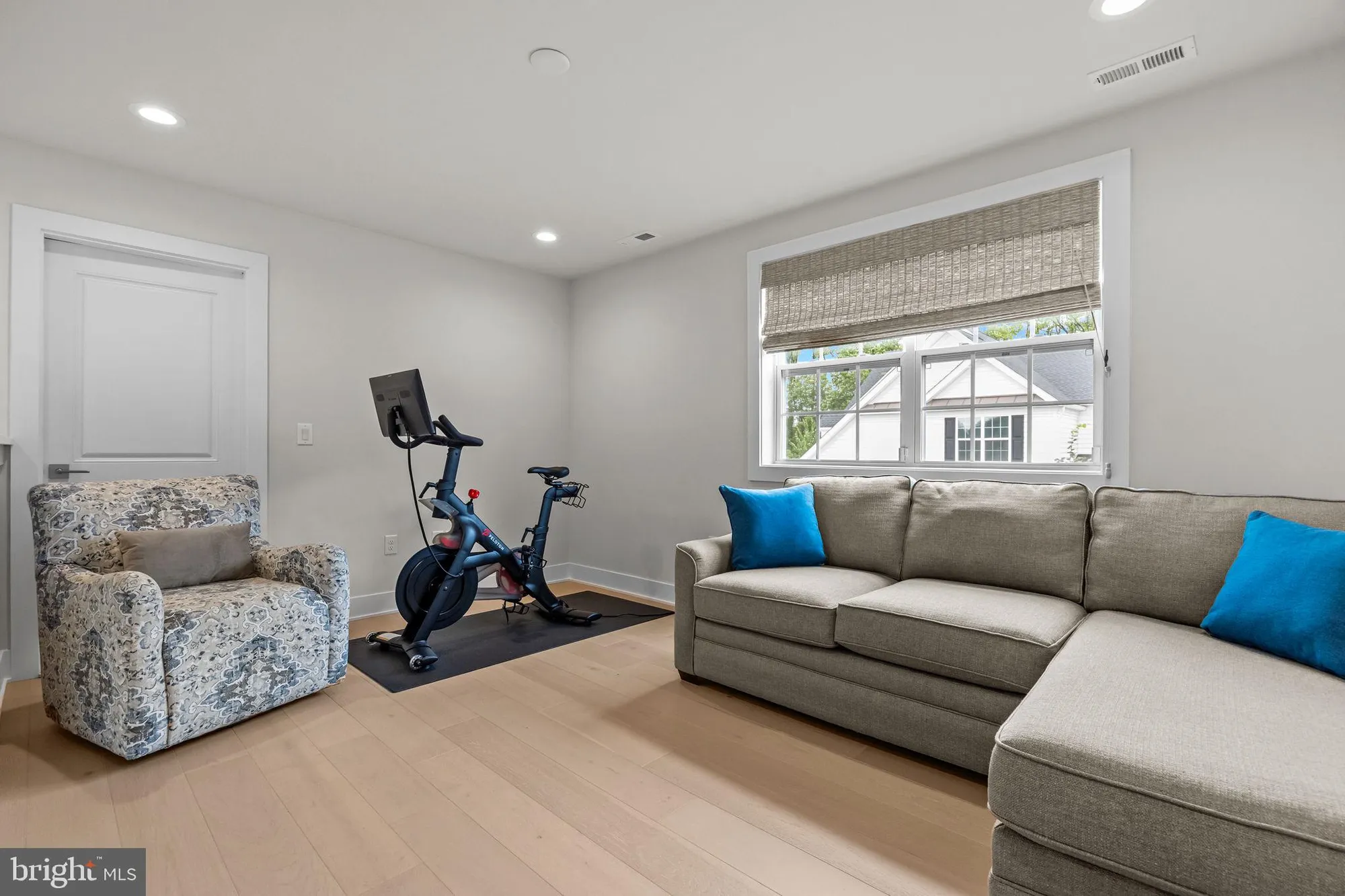 Property Slideshow image 18 of 34 | 164 tyler way, Yardley, PA, 19067