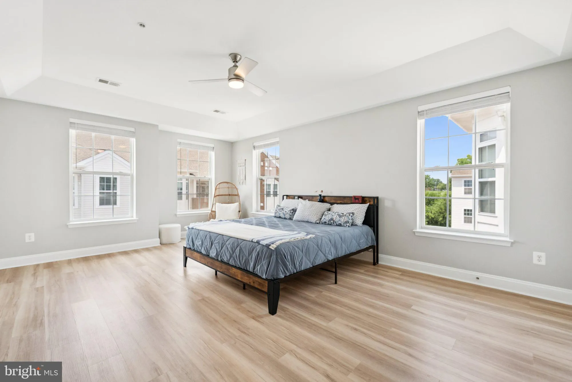 Property Slideshow image 20 of 47 | 9200 charleston dr 407, Manassas, VA, 20110