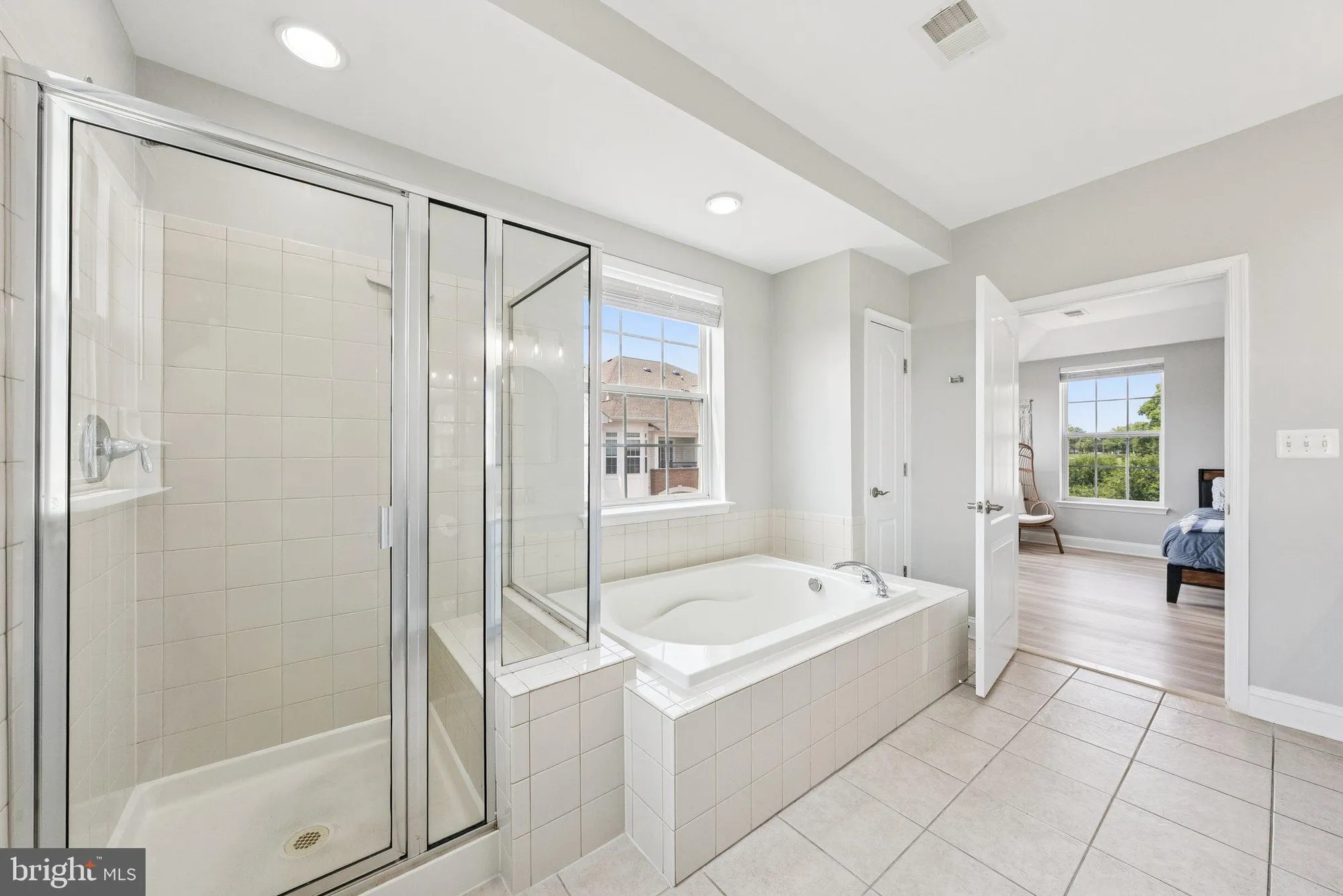 Property Slideshow image 25 of 47 | 9200 charleston dr 407, Manassas, VA, 20110