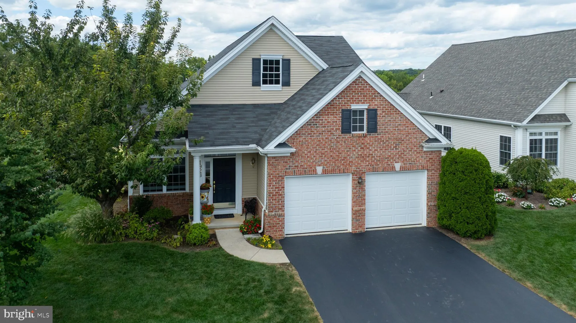 Property Slideshow image 47 of 49 | 1928 pool frg, Lancaster, PA, 17601