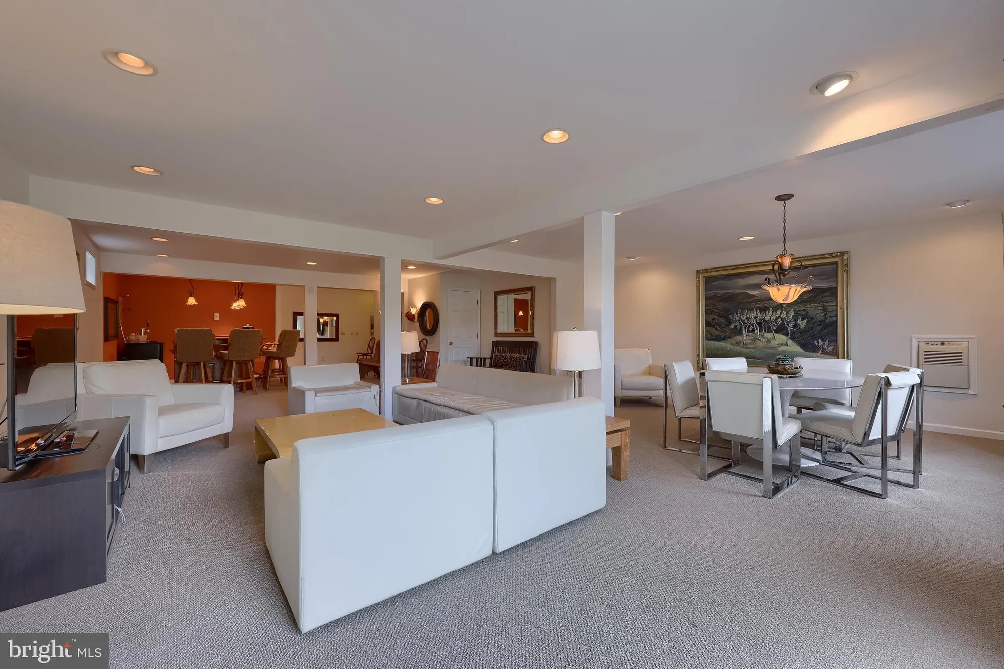 Property Slideshow image 40 of 49 | 1928 pool frg, Lancaster, PA, 17601