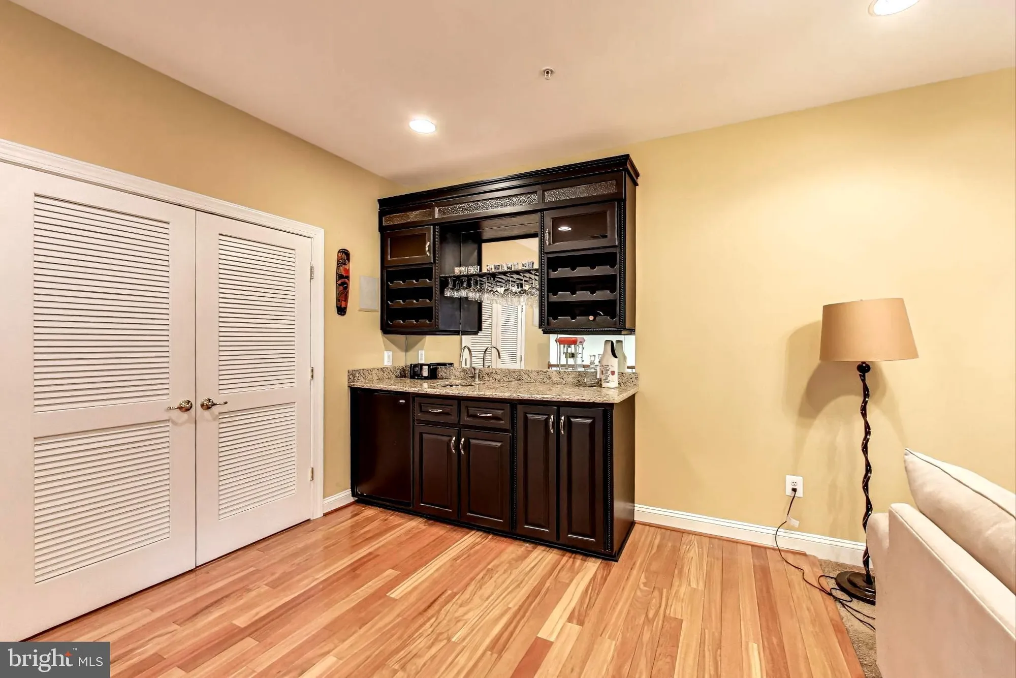 Property Slideshow image 32 of 57 | 7107 piney woods pl, Laurel, MD, 20707