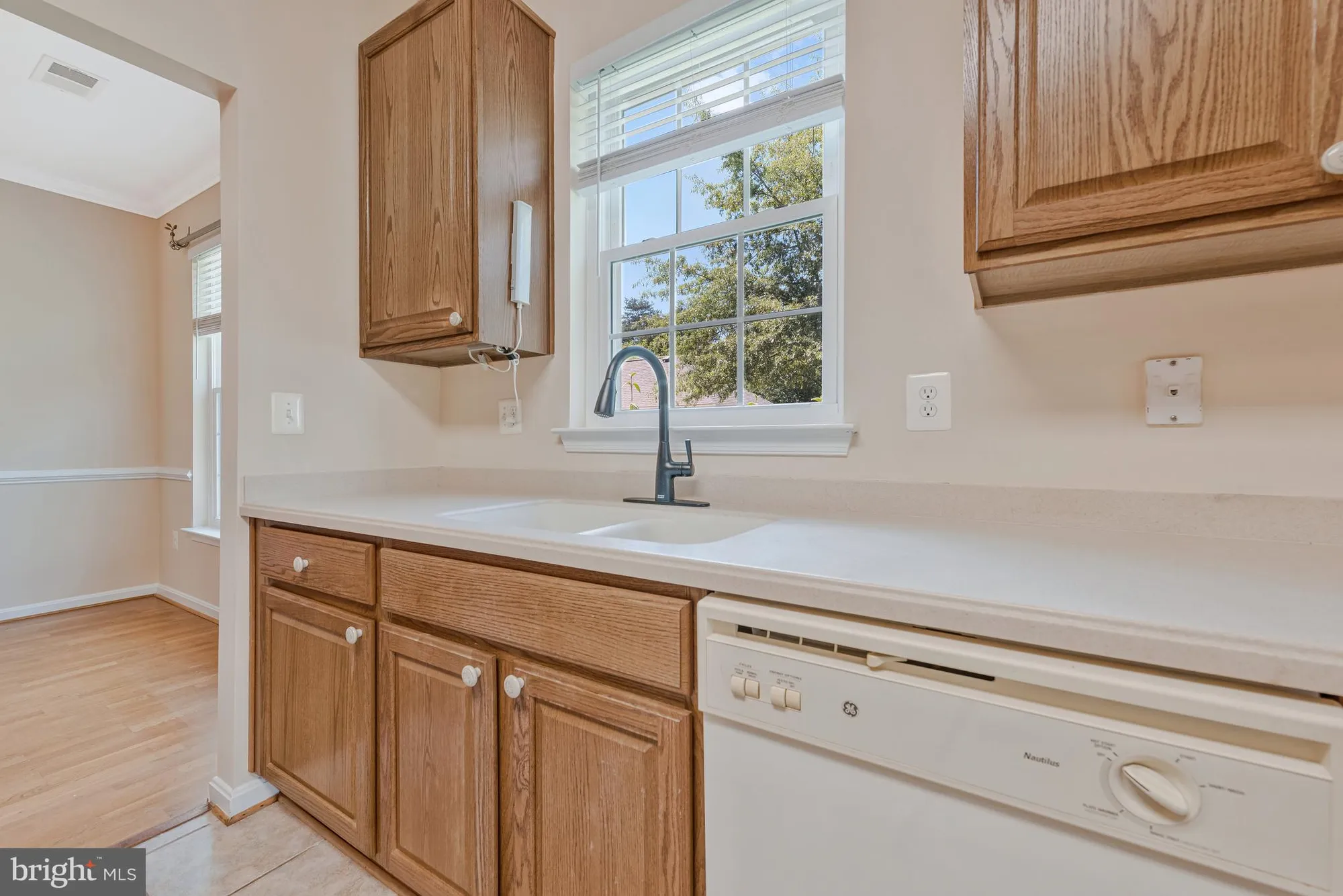 Property Slideshow image 18 of 52 | 8600 roaming ridge way unit 106, Odenton, MD, 21113